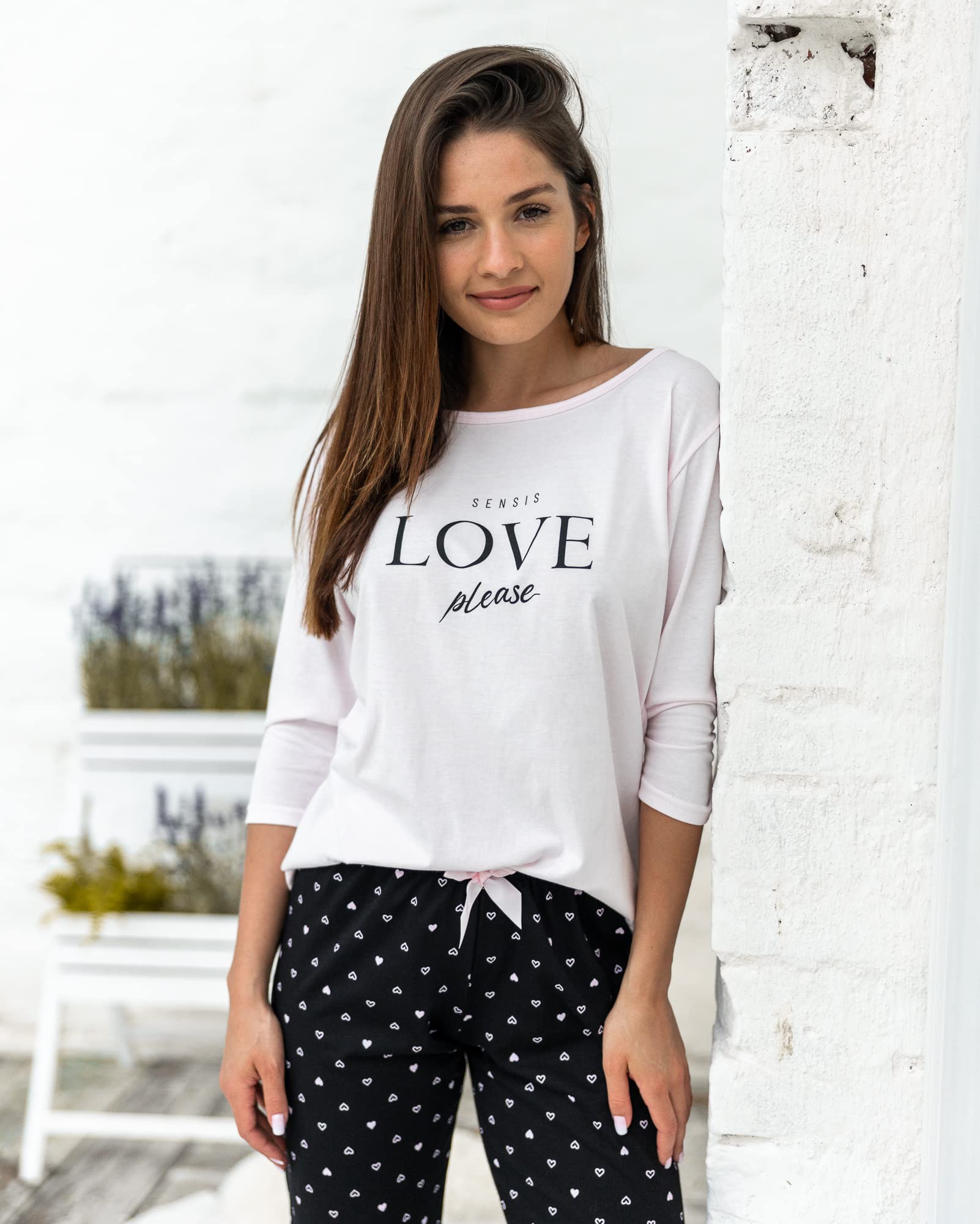 S& SENSIS edles Nachtwäsche-Set (Made in EU) aus trendigem Baumwoll-Shirt und koketten Shorts oder Langer Hose in angesagtem Design