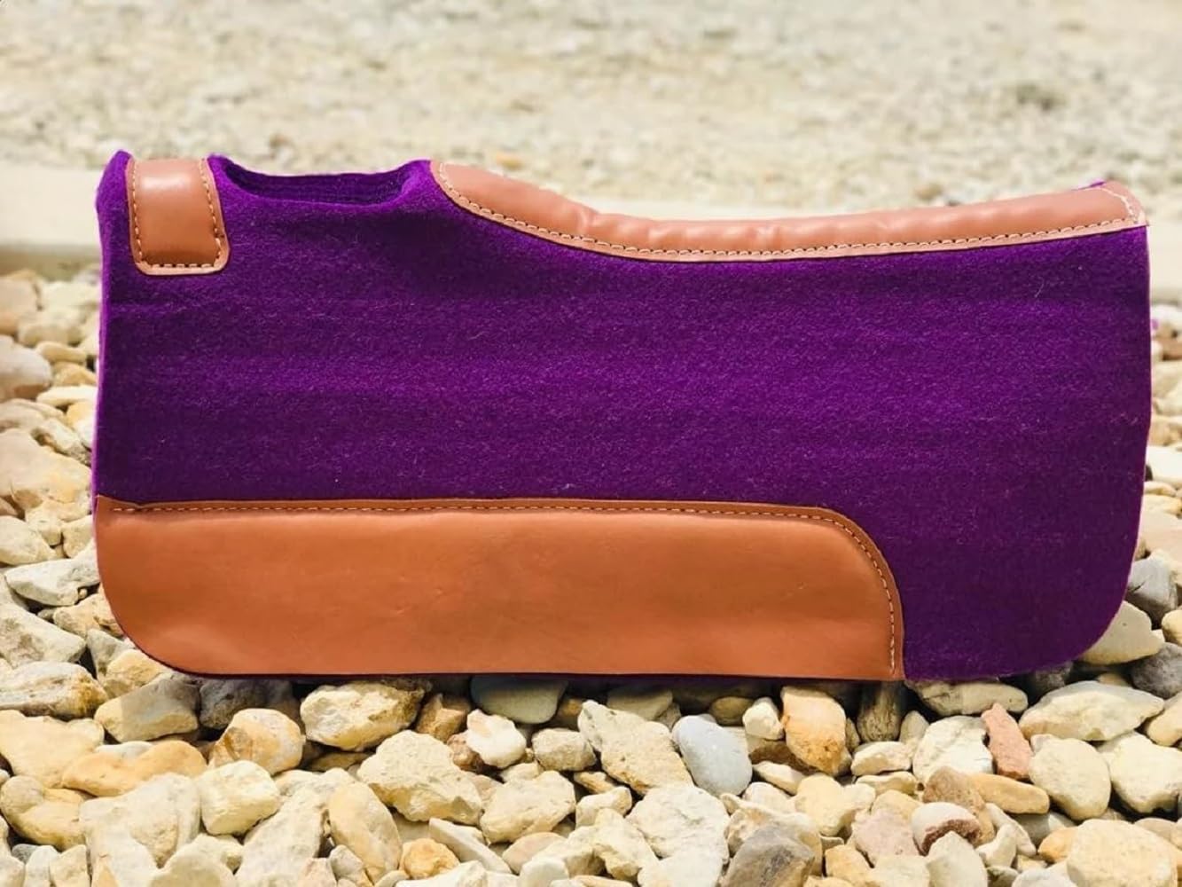 Western horse Felt Sottosella/sottosella sagomato in feltro di lana di alta qualità nelle misure 81,28 x 81,28 cm e 76,2 x 76,2 cm A22 (81,28 x 81,28 cm)