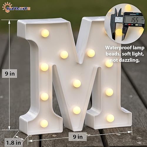 Miniatura 2 de HXWEIYE - Letra luminosa M con luces LED, diseño de marquesina con 26 letras del alfabeto y números del 0 al 9, funciona con baterías, luz cálida