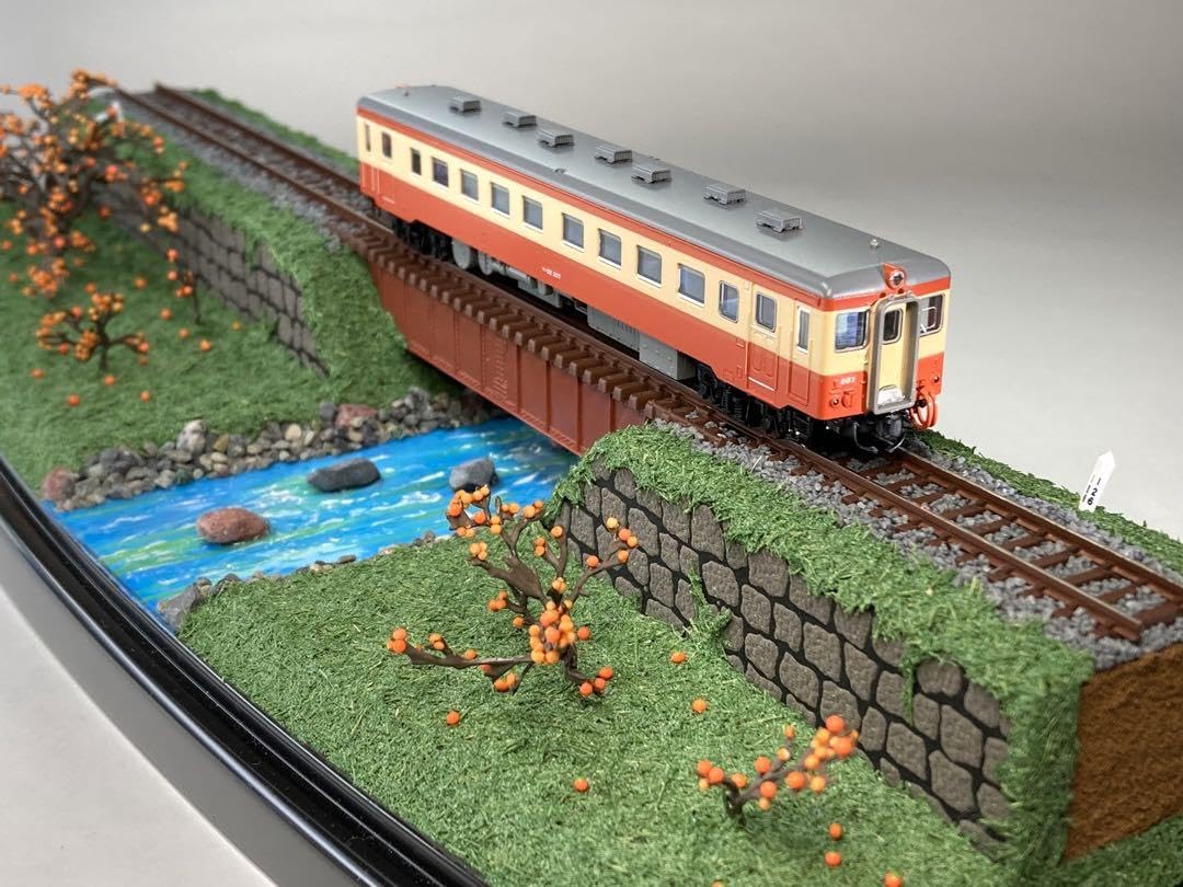 Nゲージ ジオラマ 「鉄橋とバーベキュー家族」 鉄道模型 ストラクチャー Nゲージ ジオラマ 「鉄橋とバーベキュー家族」 鉄道模型 ストラクチャー