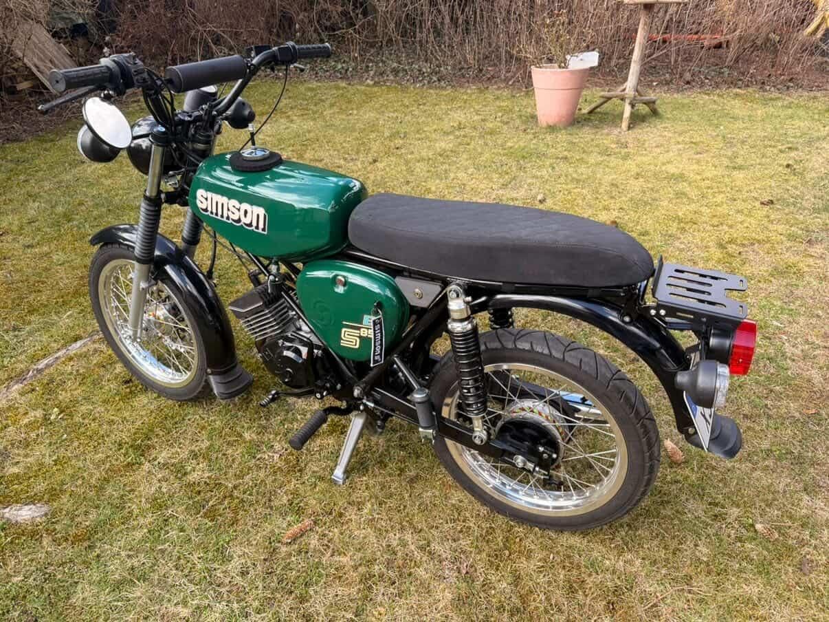Gepäckträger „Rallye“ für Simson S50, S51, S70 – Stabiler Stahlträger, Custom Design, schwarz pulverbeschichtet (ohne Spanngurte)