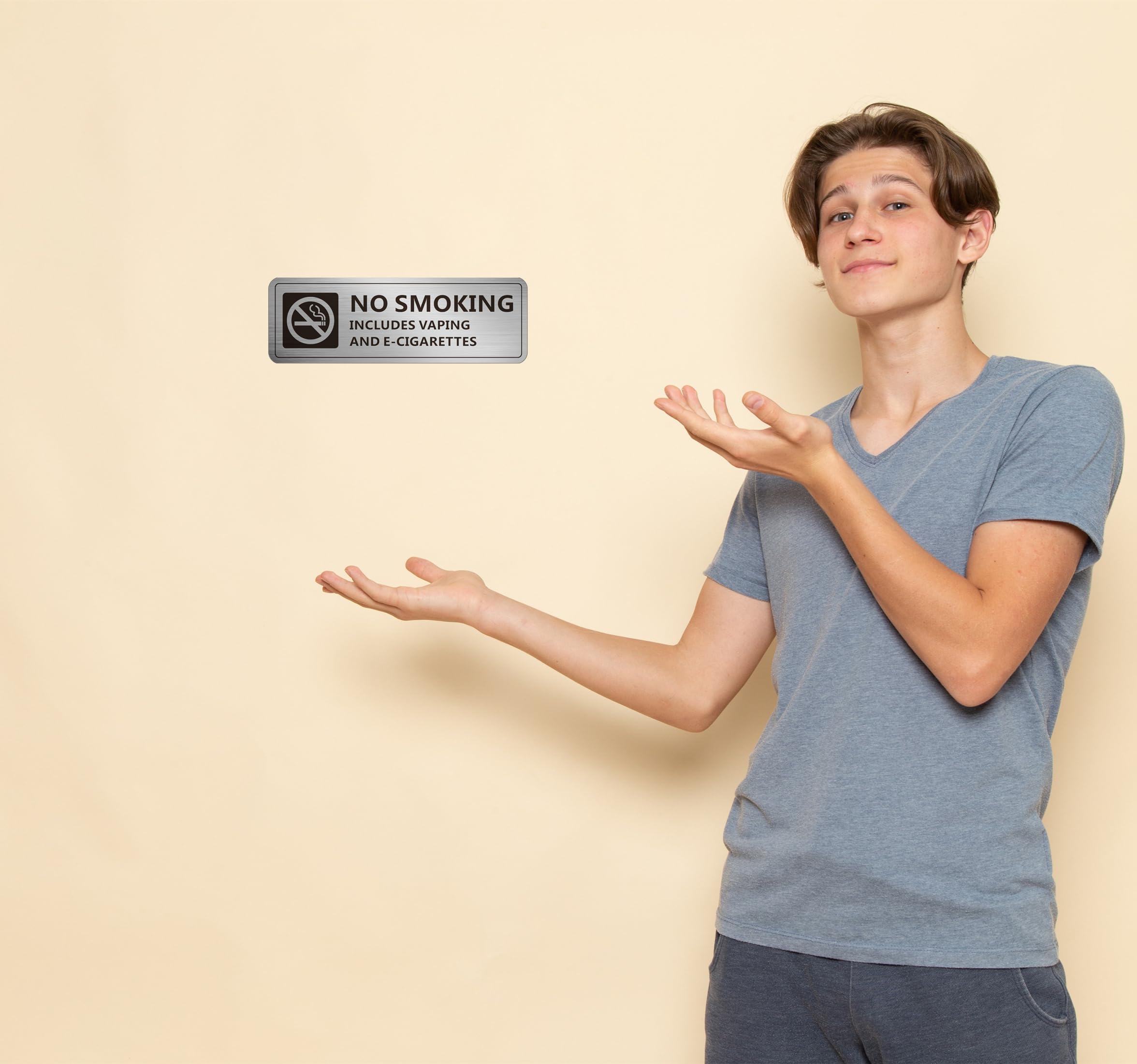 Señales de advertencia de no fumar para el hogar y el negocio (paquete de 4) autoadhesivas con texto en inglés "No Vaping", de aluminio libre de óxido, para uso en interiores y exteriores (níquel