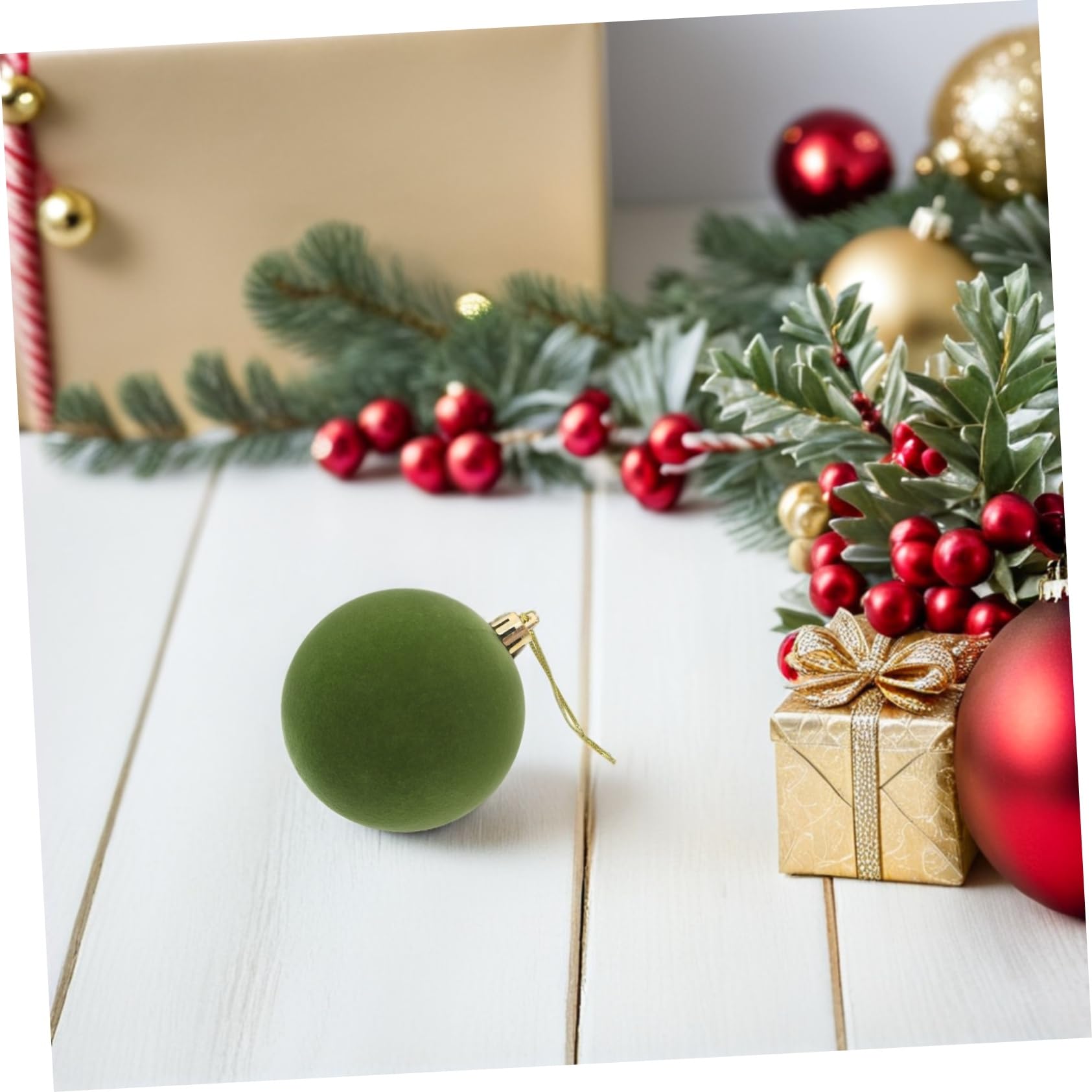 Abaodam 12stücke Christbaumkugeln Rot und Grün Beflockt für Weihnachtsbaumdekoration Weihnachtsschmuck Hängende Kugelförmige Weihnachtskugeln