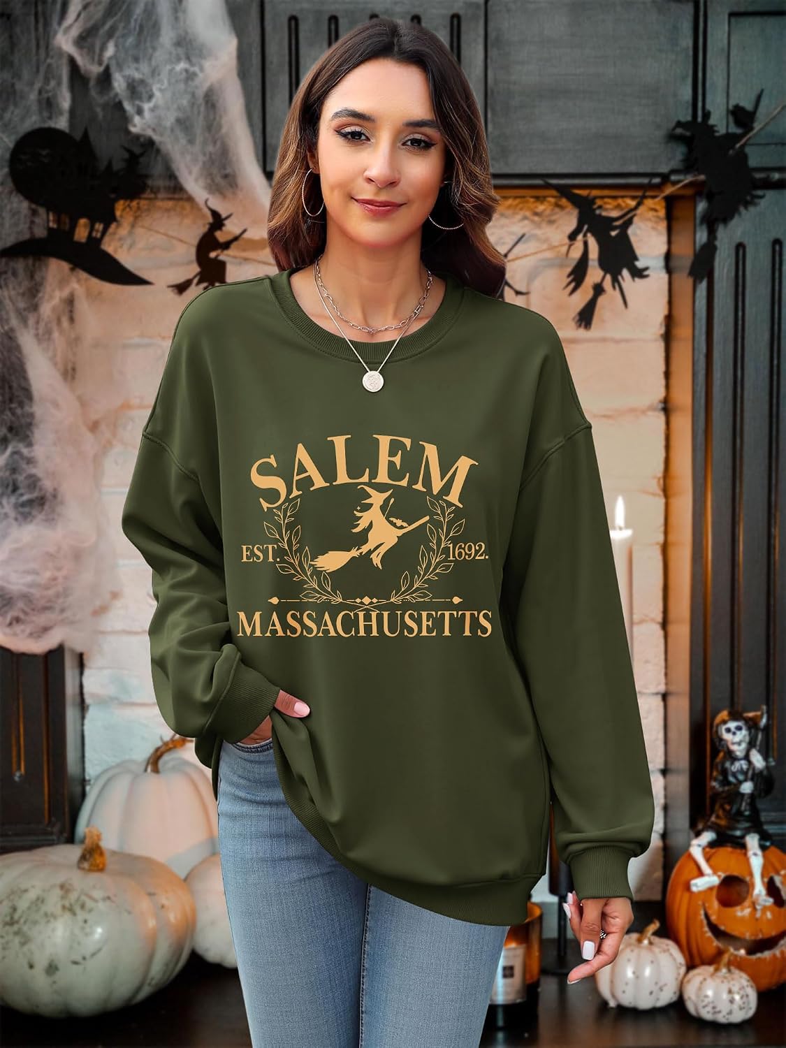 OUNAR Halloween Sweatshirts Women Oversized Salem Massachusetts Shirts Hocus Pocus Shirt Salem 1692 Fall Holiday Pullover Top
