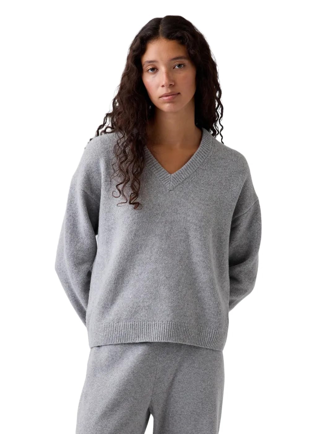 Women's Cashsoft V-Neck Pullover Sweater