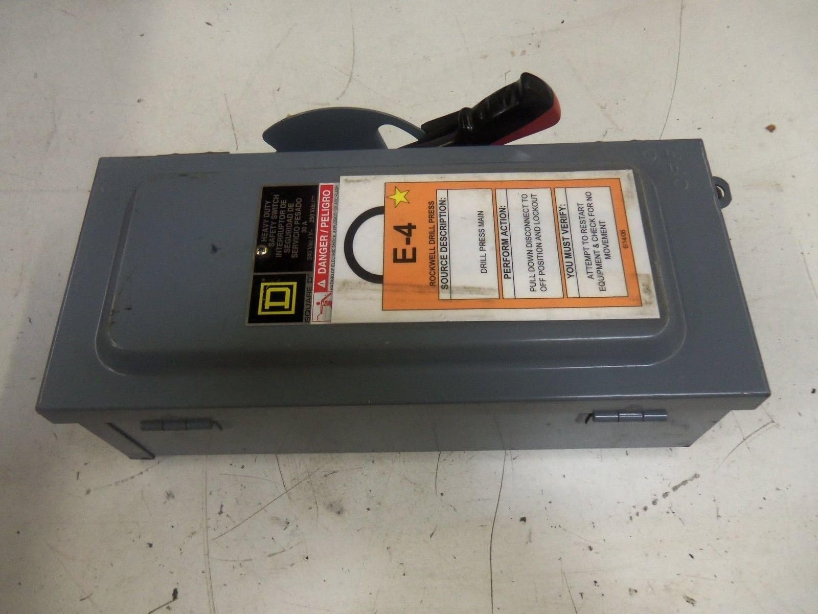 SCHNEIDER ELECTRIC Switch Fusible Hd 240-Volt 30-Amp 2-Point Pole Nema-12 3R H221AWK Sw 240V 30A 2P Nema12