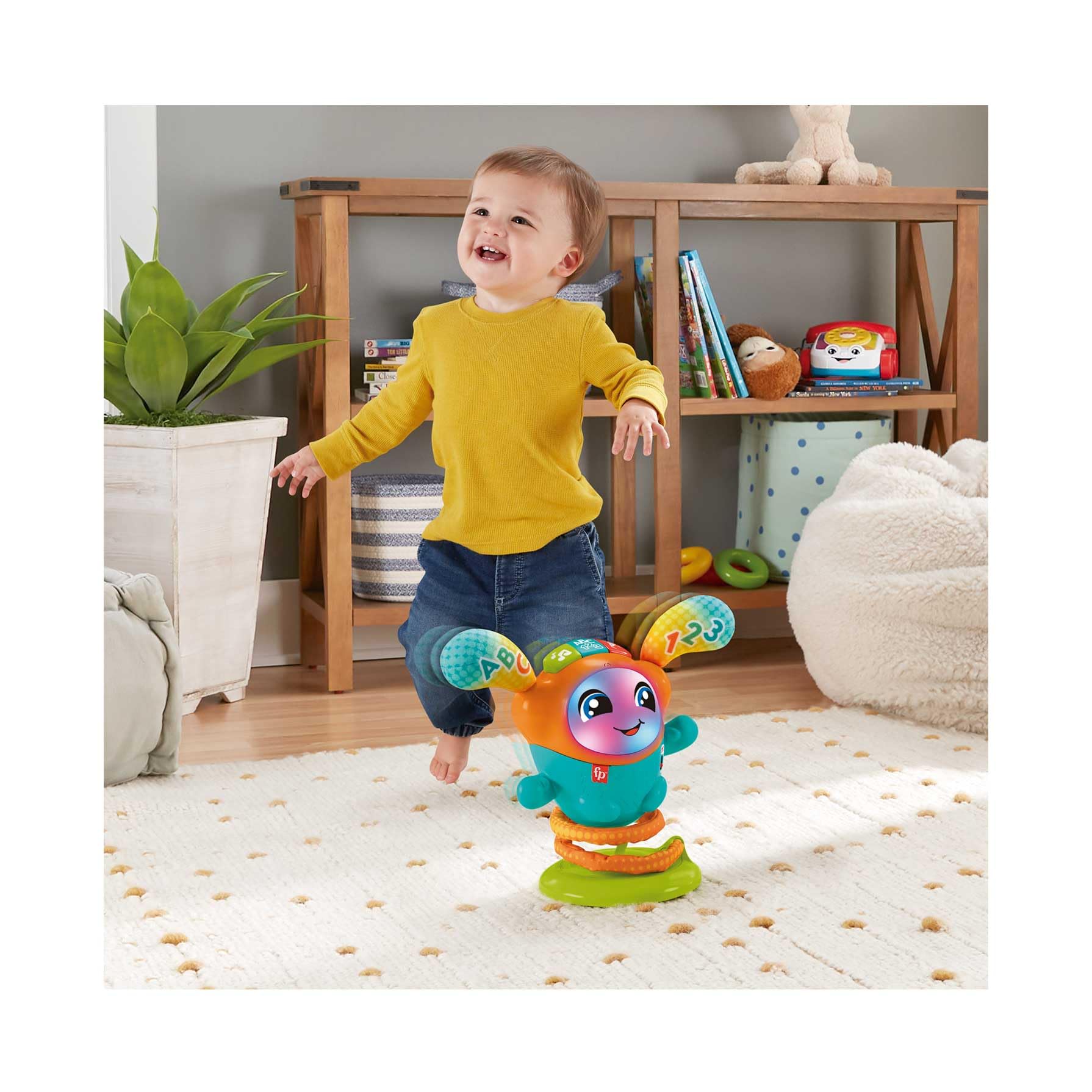 Fisher-Price - DJ Nino Salterino, edizione ITALIANO,SP, PORT, giocattolo musicale interattivo ed educativo con luci e azione saltellante, Giocattolo per Bambini 9-36 Mesi, HJP91