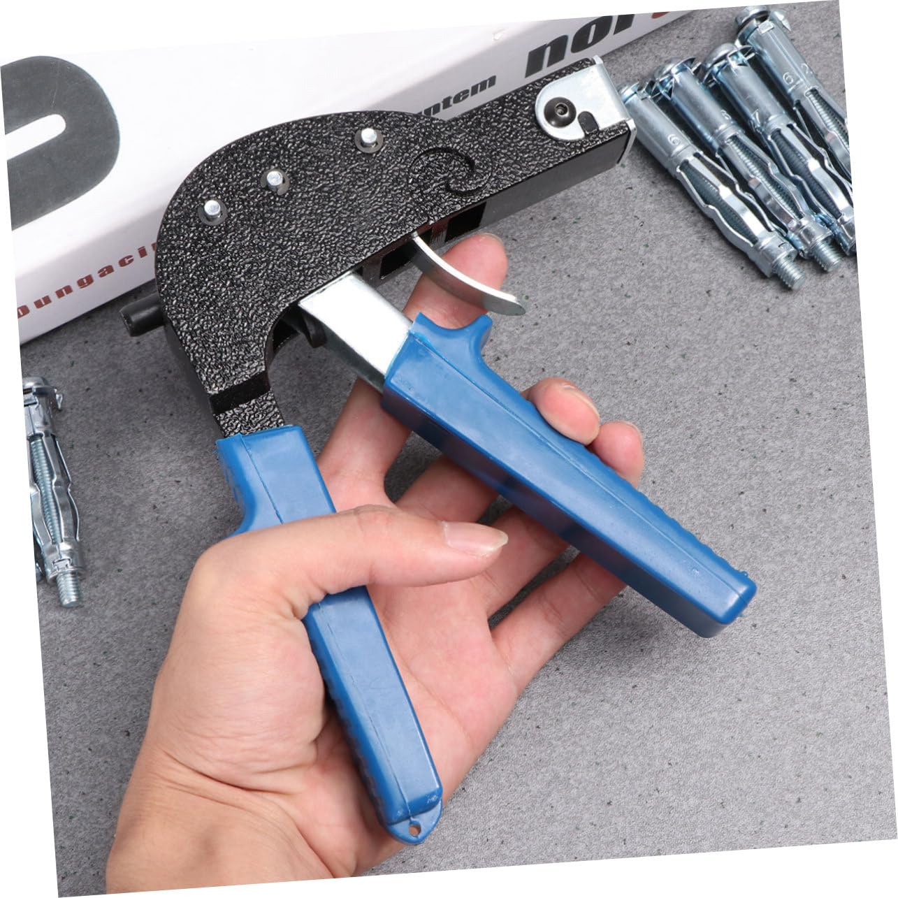 Anchor Screws Set 19 Pieces 4 Tools Universal Plasterboard Anchor Masonry Screws for Drywall