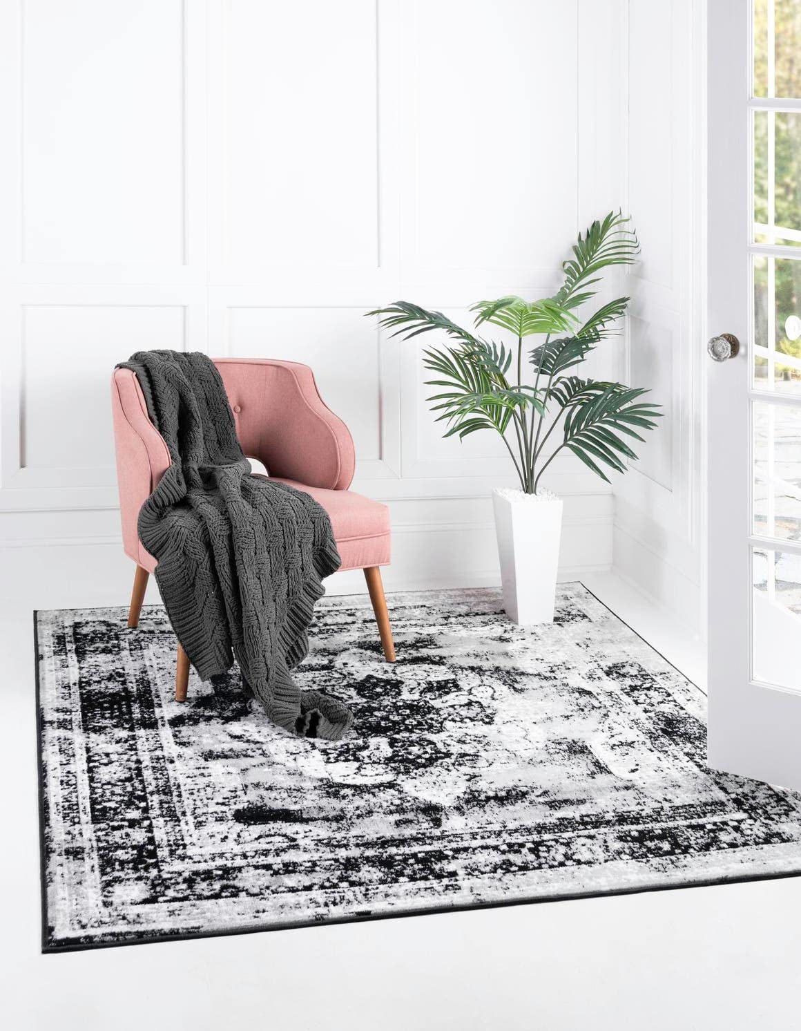Unique Loom Sofia Collection Area Rug - Salle Garnier (10' Square Black/Ivory)