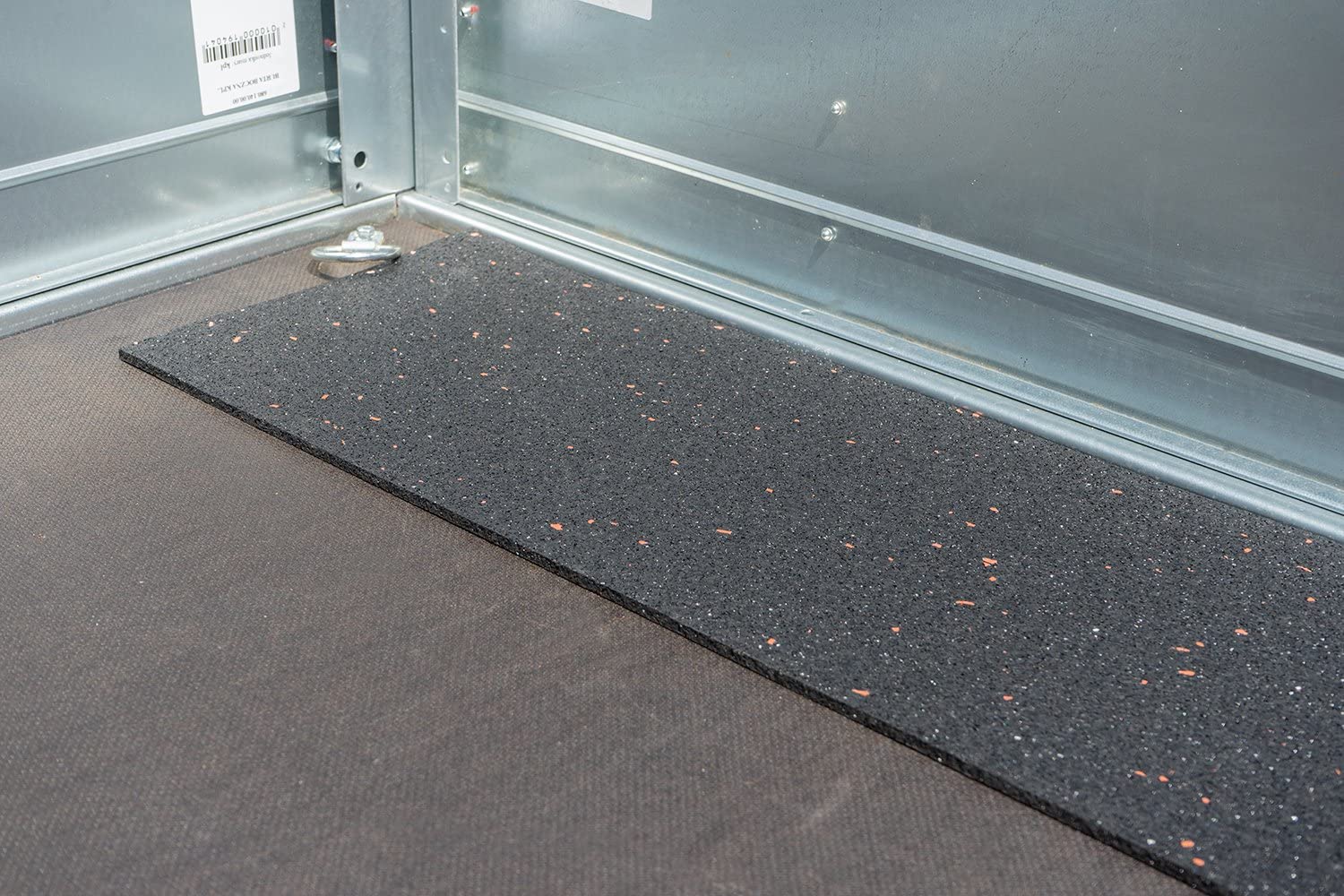 UNITRAILER Alfombrilla de Goma Antideslizante para Transporte 5000 x 250 x 6 mm Rollo de Caucho para asegurar Carga en Camiones Furgonetas y remolques logística Profesional