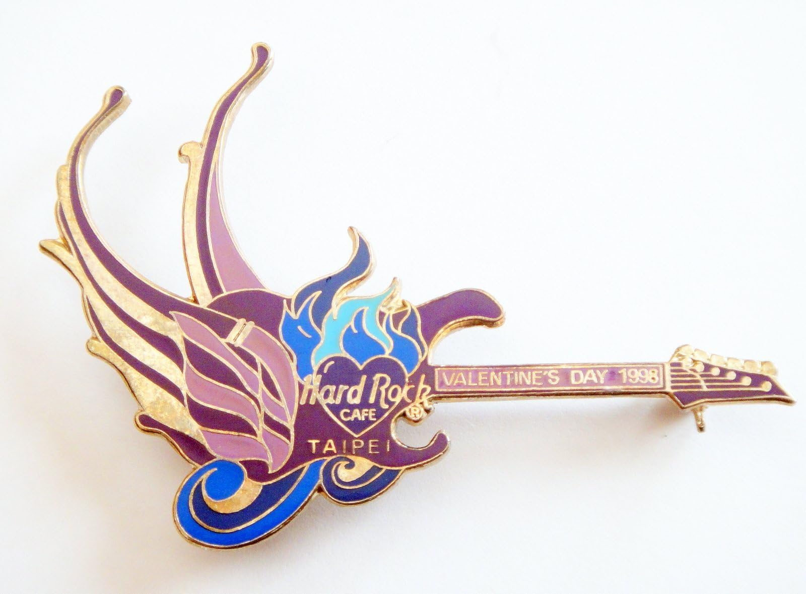 1998 Valentine's Day Purple Ibanez Guitar Pin With Wings Hard Rock Cafe Taipei