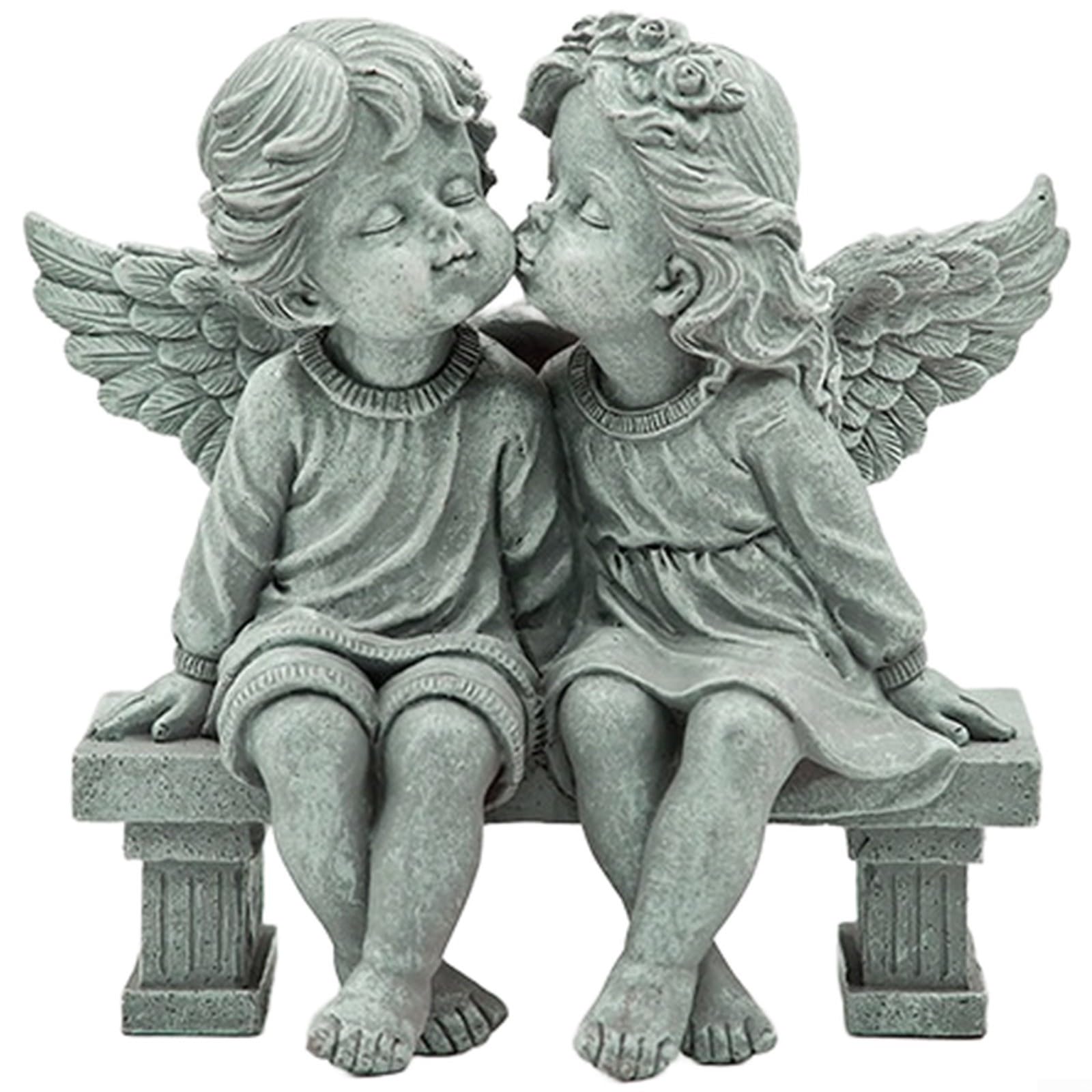 Statue romantique en résine célébrant l'amour pour une décoration extérieure