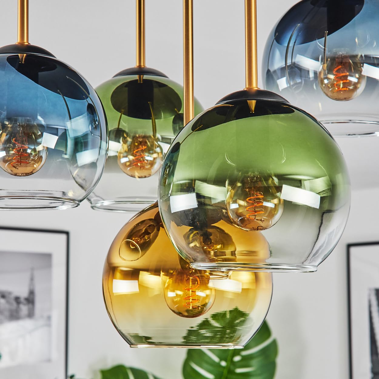 HOFSTEIN Deckenleuchte Koyoto, 5-flammige Deckenlampe aus Metall/Glas in Schwarz/Messing/Blau/Grün/Gold/Klar, Leuchte im Vintage-Design (Schirme Ø 15 cm), E14, Esszimmer, Wohnzimmer, Schlafzimmer
