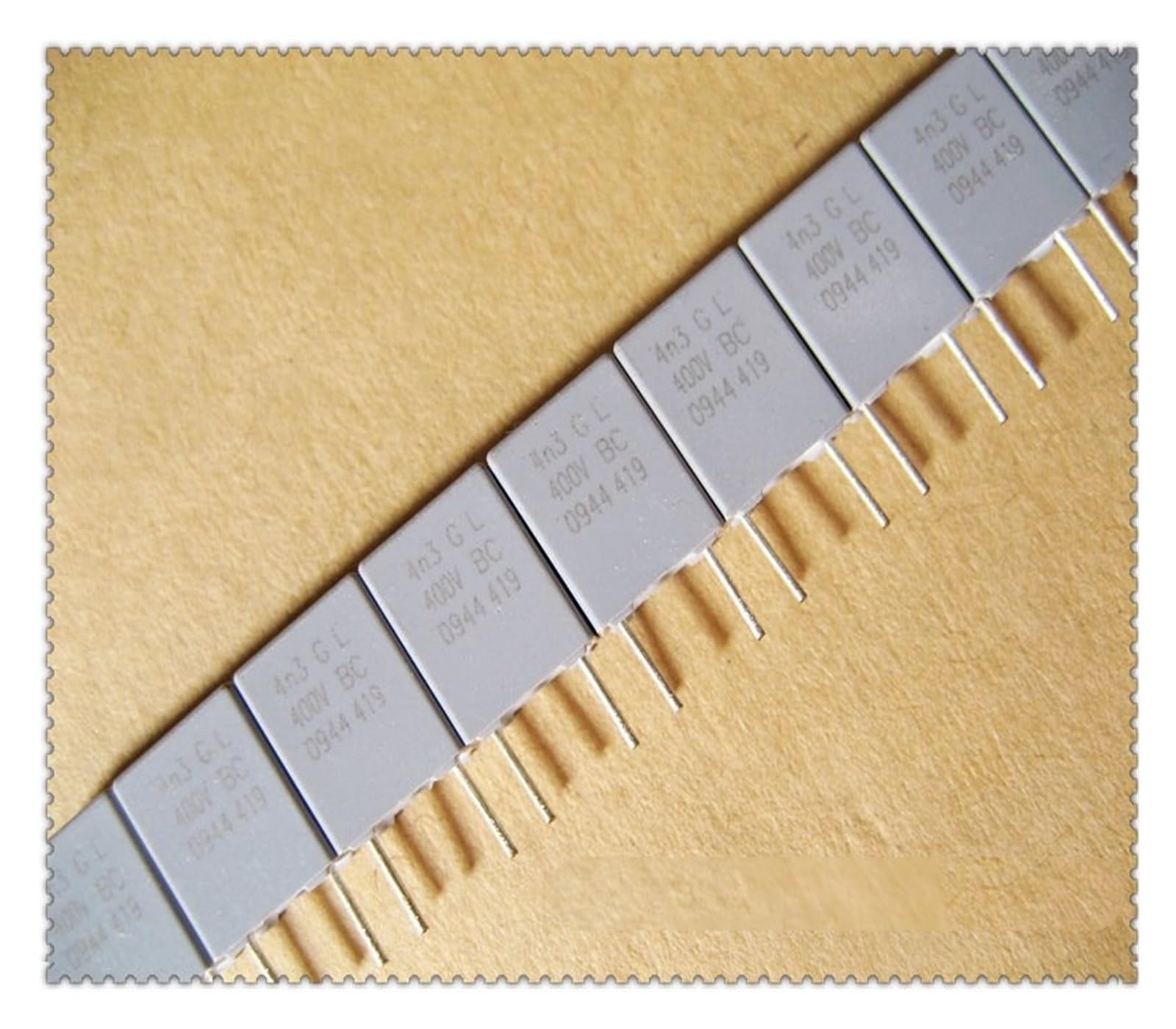Condensateur à film 4300pF 400V BC MKP419 haute précision pour circuits électroniques (20 pièces)
