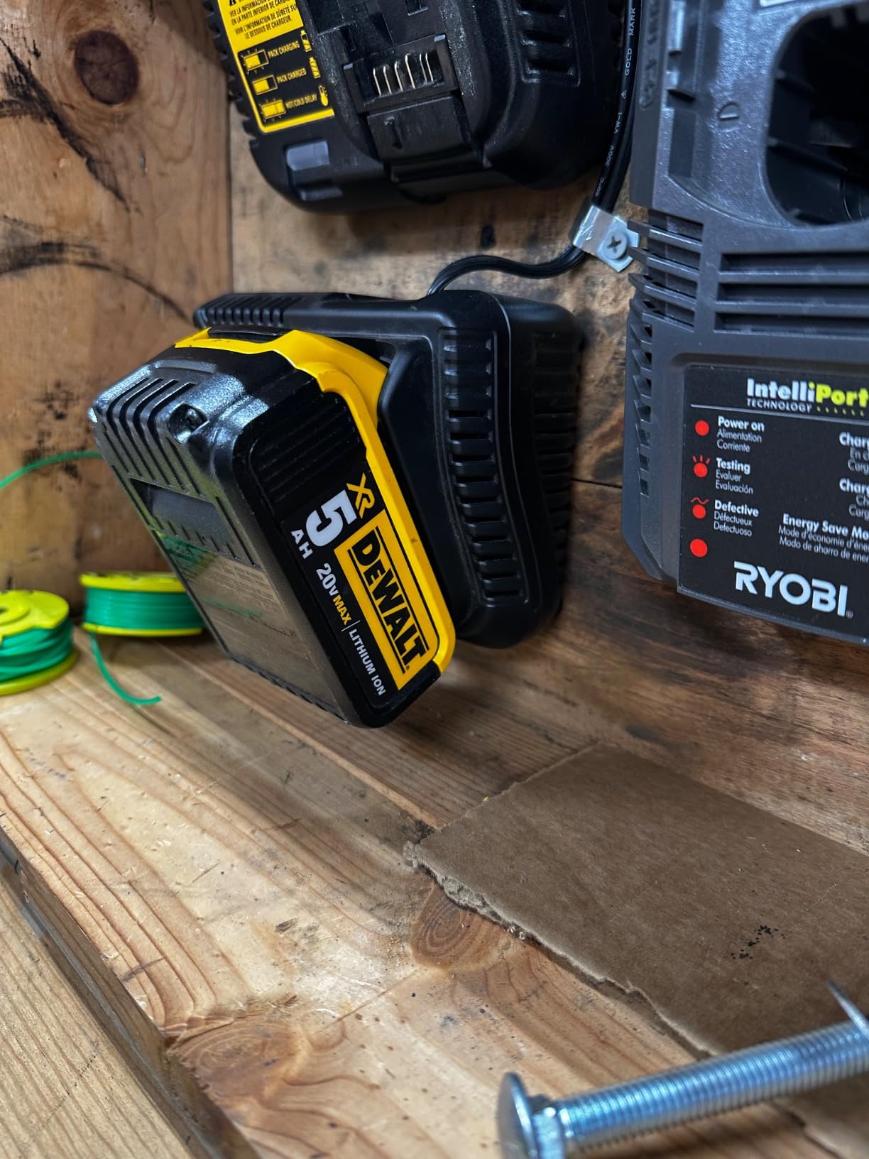 DEWALT 20V MAX Lithium-Ion 5.0 AH Battery (2-Pack) photo review