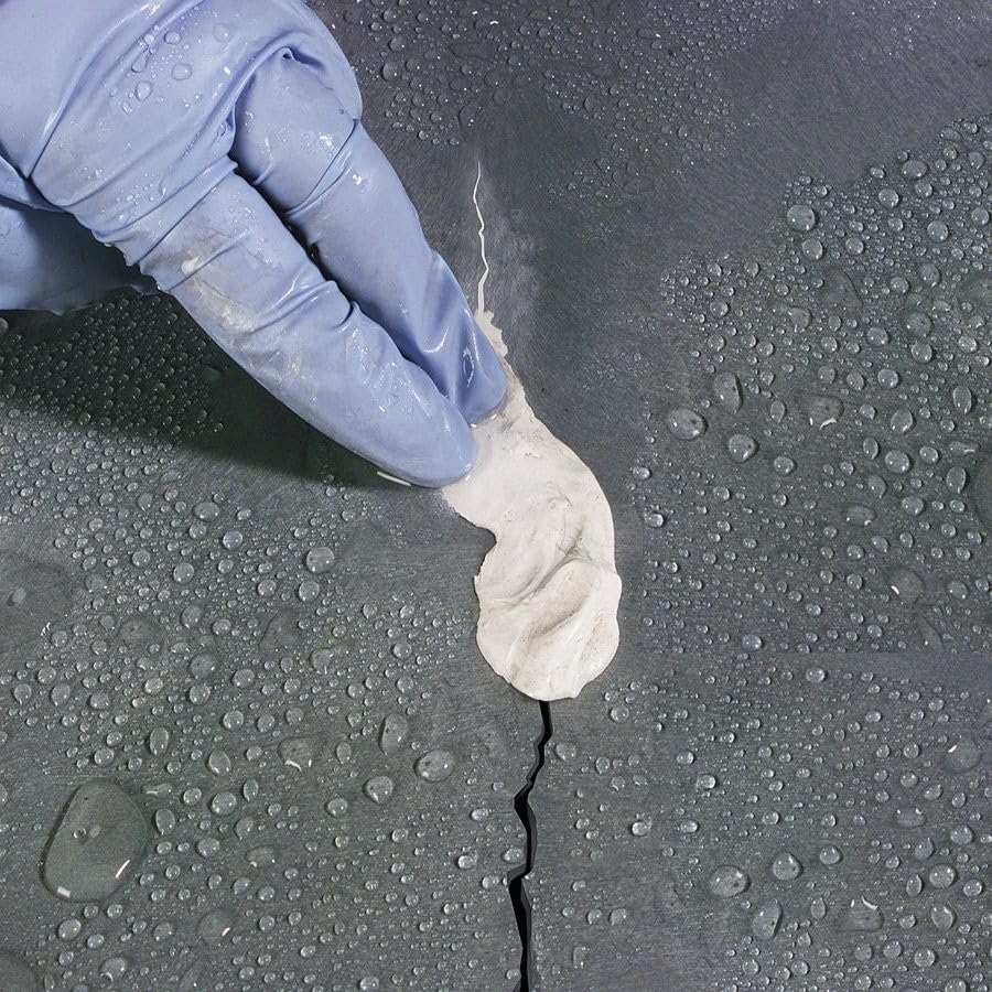 Image of PIG Wet Surfaces Epoxy Putty | Underwater Repair Putty | 6 Pack | 4 oz. Tubes | 7 inch L | White | PTY259