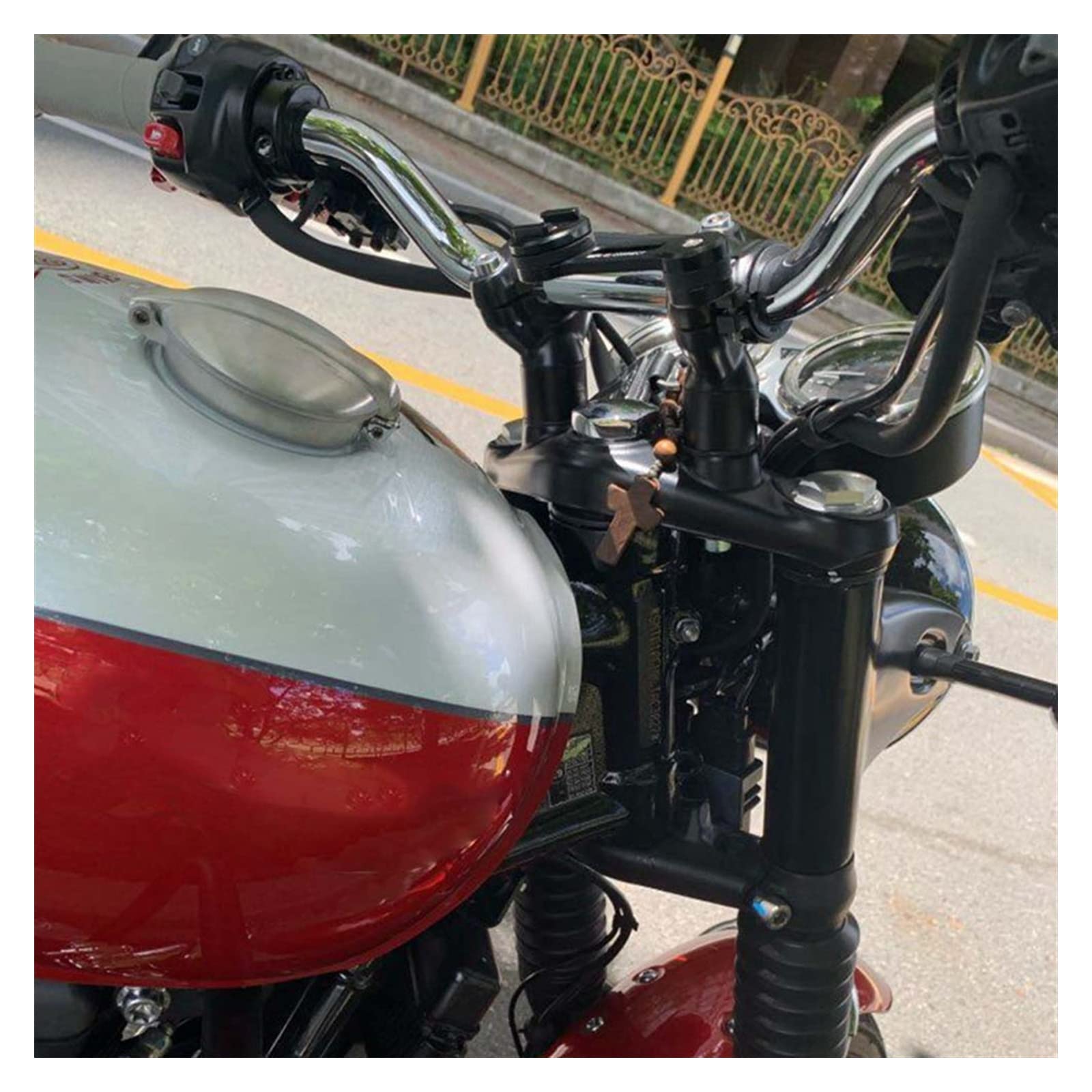 riser manubrio Per Triumph Per Bonneville T100 T120 Per Bobber Nero Per Scrambler 1200XC Per Street Twin Manubrio Riser Mount rialzo manubrio moto