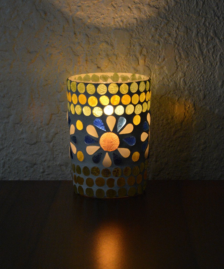 StyleMyWay Handcrafted Glass Shaped Mosaic Decorated T Light Glass Votive Candle Holder ? 2.5inches 1