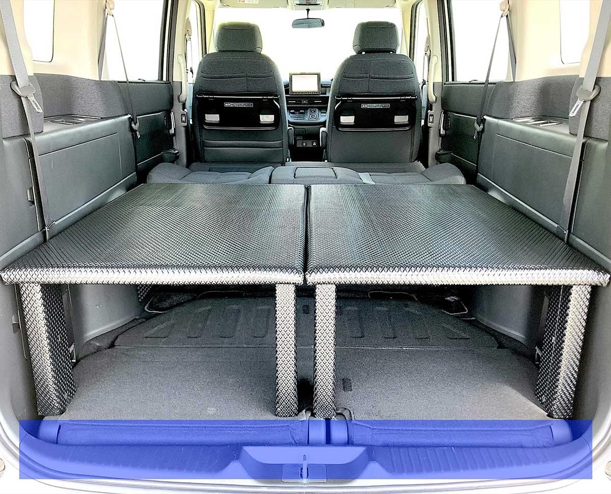 Step Wagon (RP6 7 8) Bed Kit, 2 Divided Type, Black, Custom Parts for Sleeping in the Car, Finished Product, Glossy Black, No Tools Required, Made in Japan, Left and Right Set