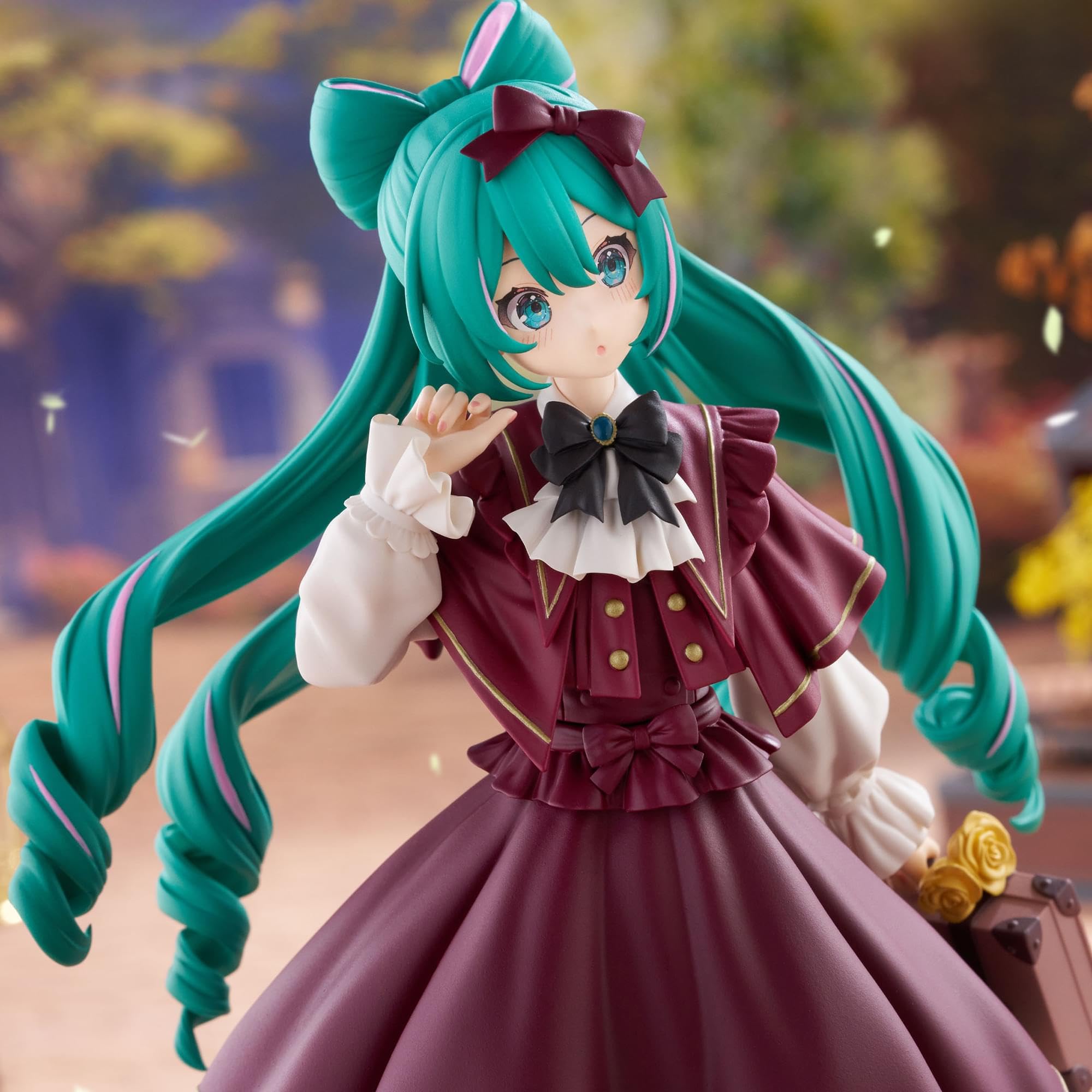 Amazon.com: Furyu Hatsune Miku Trio-Try-iT Figure -Classical Retro