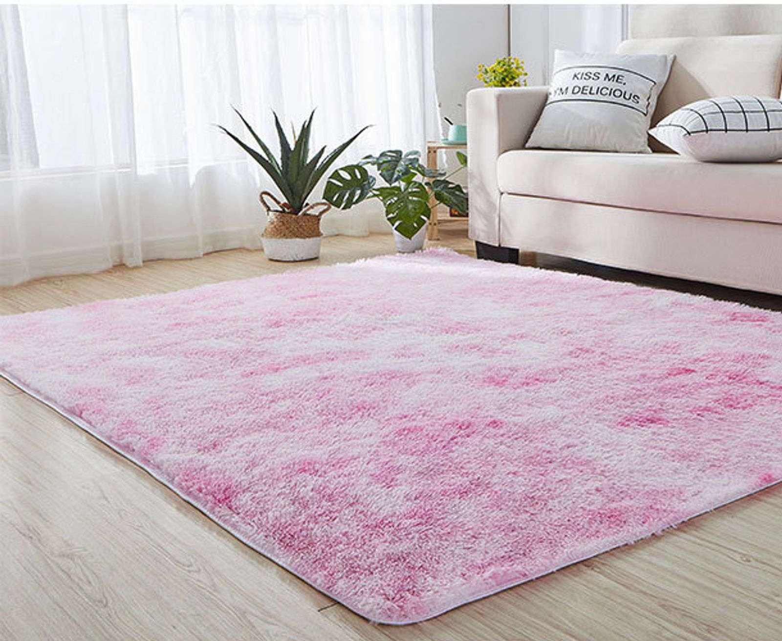 Tapis laine de soie antidérapant pour éviter les glissades et réchauffer les sols froids