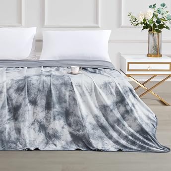Elegear Cooling Blanket 150 x 200 cm Cooling Blanket for People Thin
