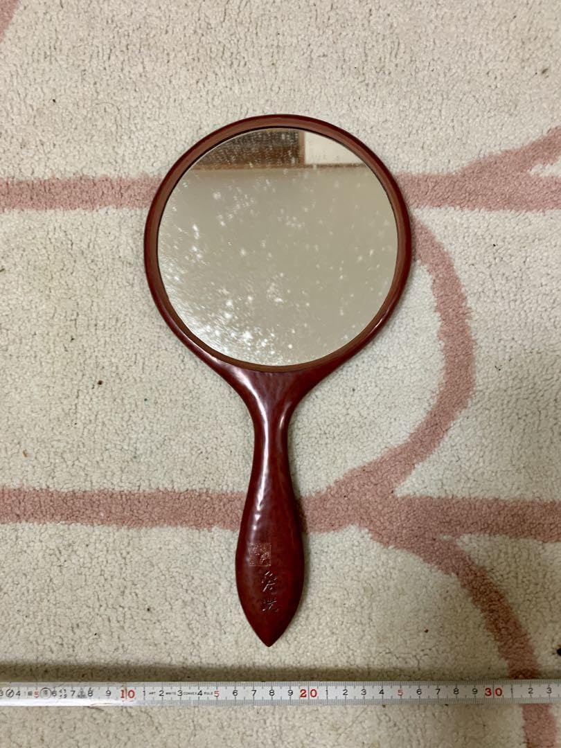 未使用品　鎌倉彫　手鏡　芍薬　アンティーク　昭和レトロ Amazon.co.jp: 品 鎌倉彫 手鏡 芍薬 アンティーク レトロ : ビューティー