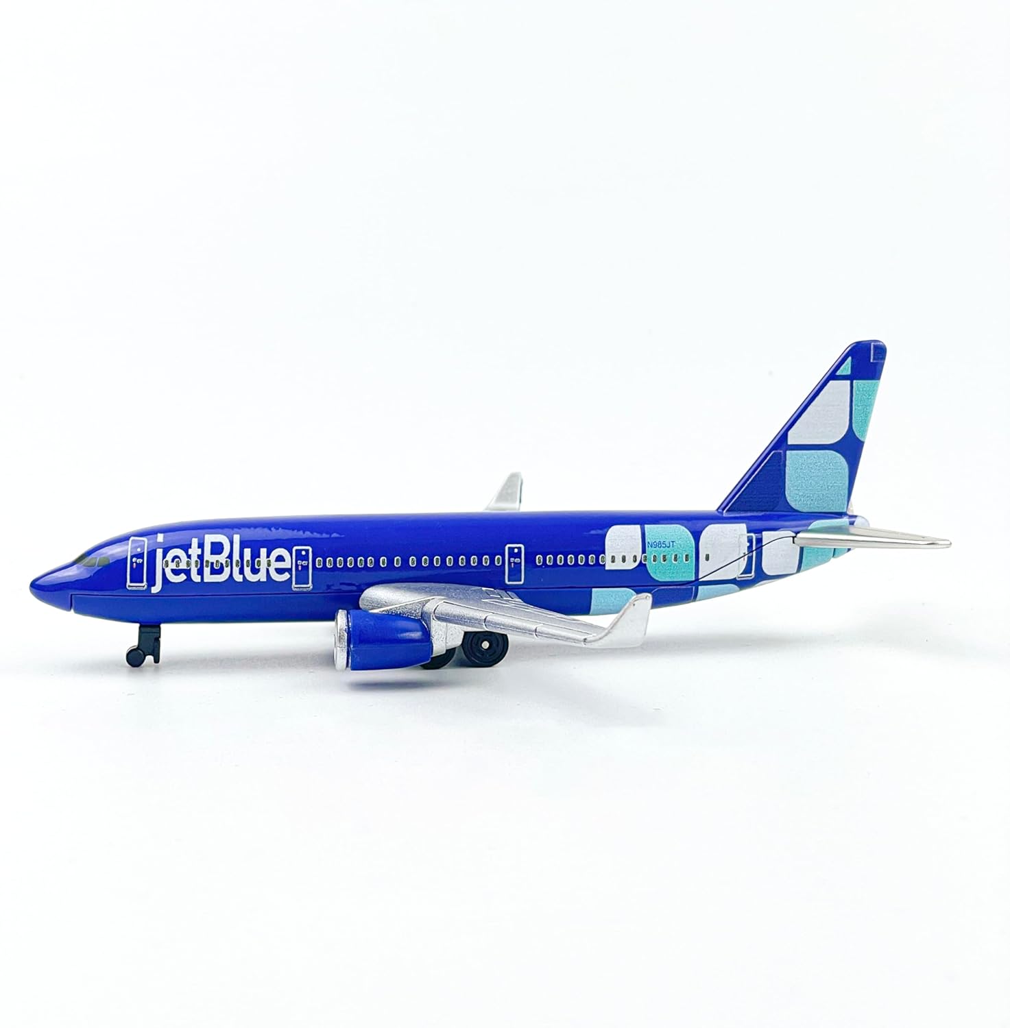 AVIAMUSE Jetblue Model Airplane, Single Plane Die-cast Model Planes Aircraft Suitable for Collection & Christmas, Birthday Gifts