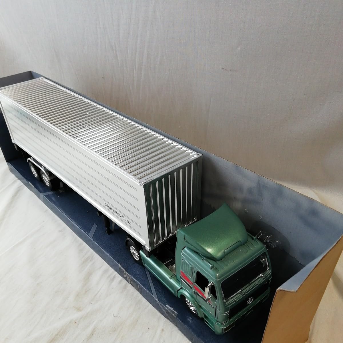 Amazon | g_t H397 NewRay 1/32 メルセデスベンツ1853 S トラック