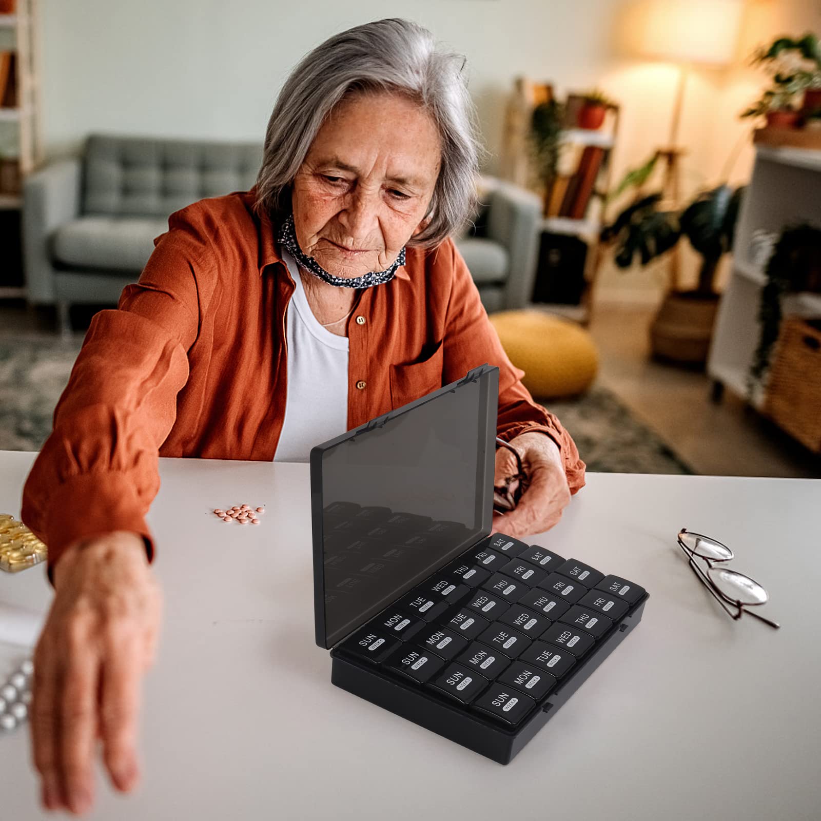 organizer na tabletki, na 28 dni, podróżny organizer na tabletki, 4 tygodnie, jeden miesiąc, etui na tabletki, z pyłoszczelnym pojemnikiem na witaminy, olej z wątroby dorsza, suplementy i leki (czarny)