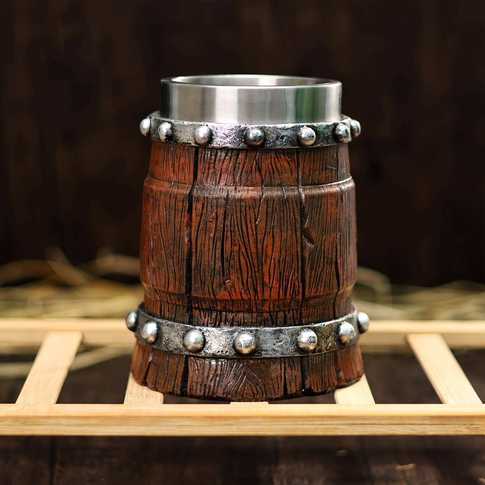 Drawelry Retro Holz Fass Bierkrug mit Griff Edelstahl Innenfutter Holzmaserung Leder Wasserbecher 600ml Vintage Nordische Wasser Bier Kaffee Mug Becher Geburtstag Geschenk für Männer (A7)