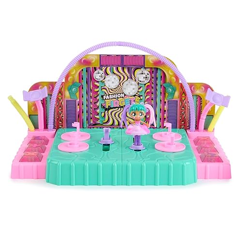 Fashion Show Playset, 2-in-1 Runway and Trading Board with Exclusive
