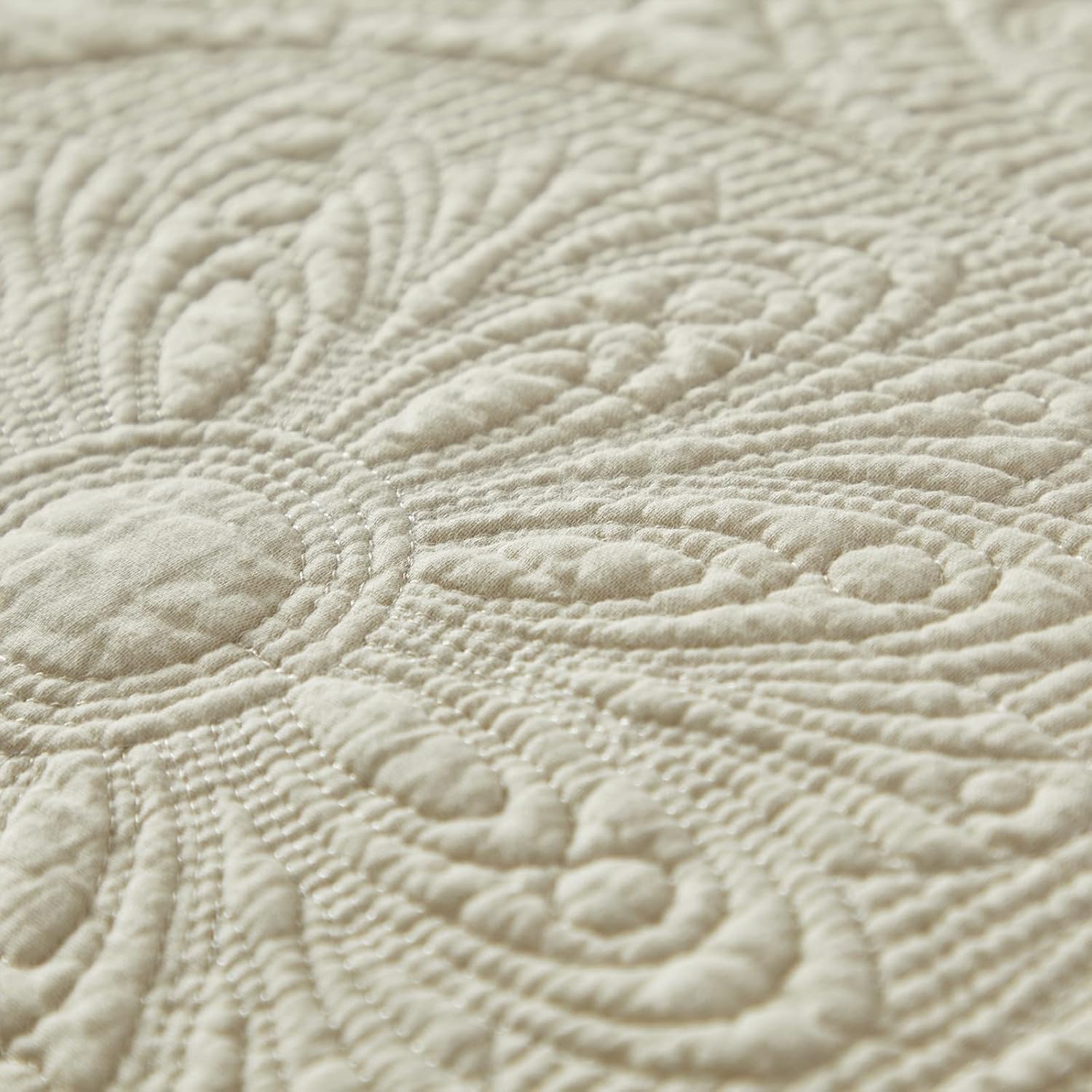 Brandream Luxury Quilt Bedding Set Queen Size Quilt Set Cotton Beige 3 Piece Medallion Matelasse Coverlet Set - Image 7