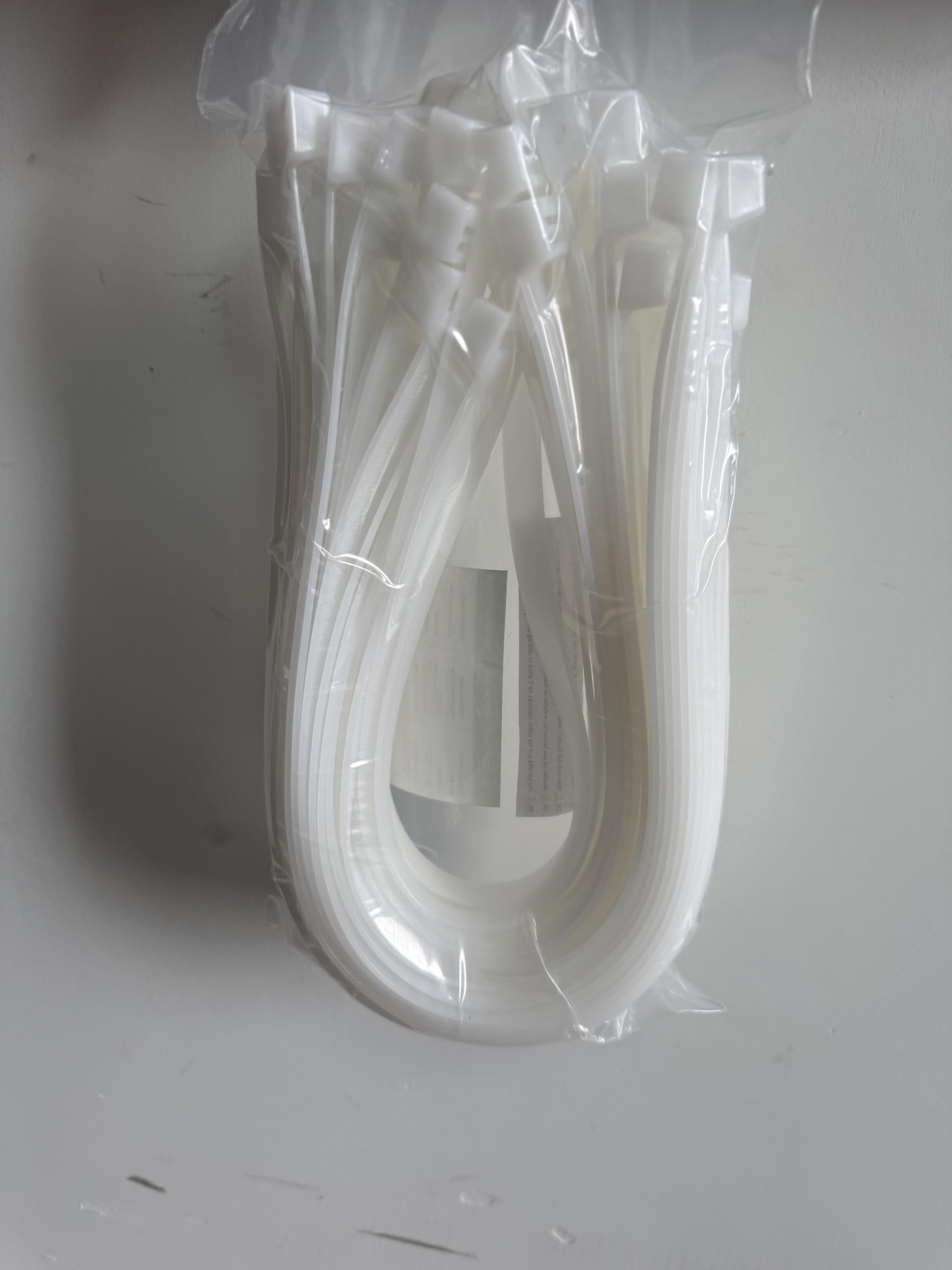 XINGO 60 inch White Zip Ties Heavy Duty 20 PCS, 250 lbs Ultra