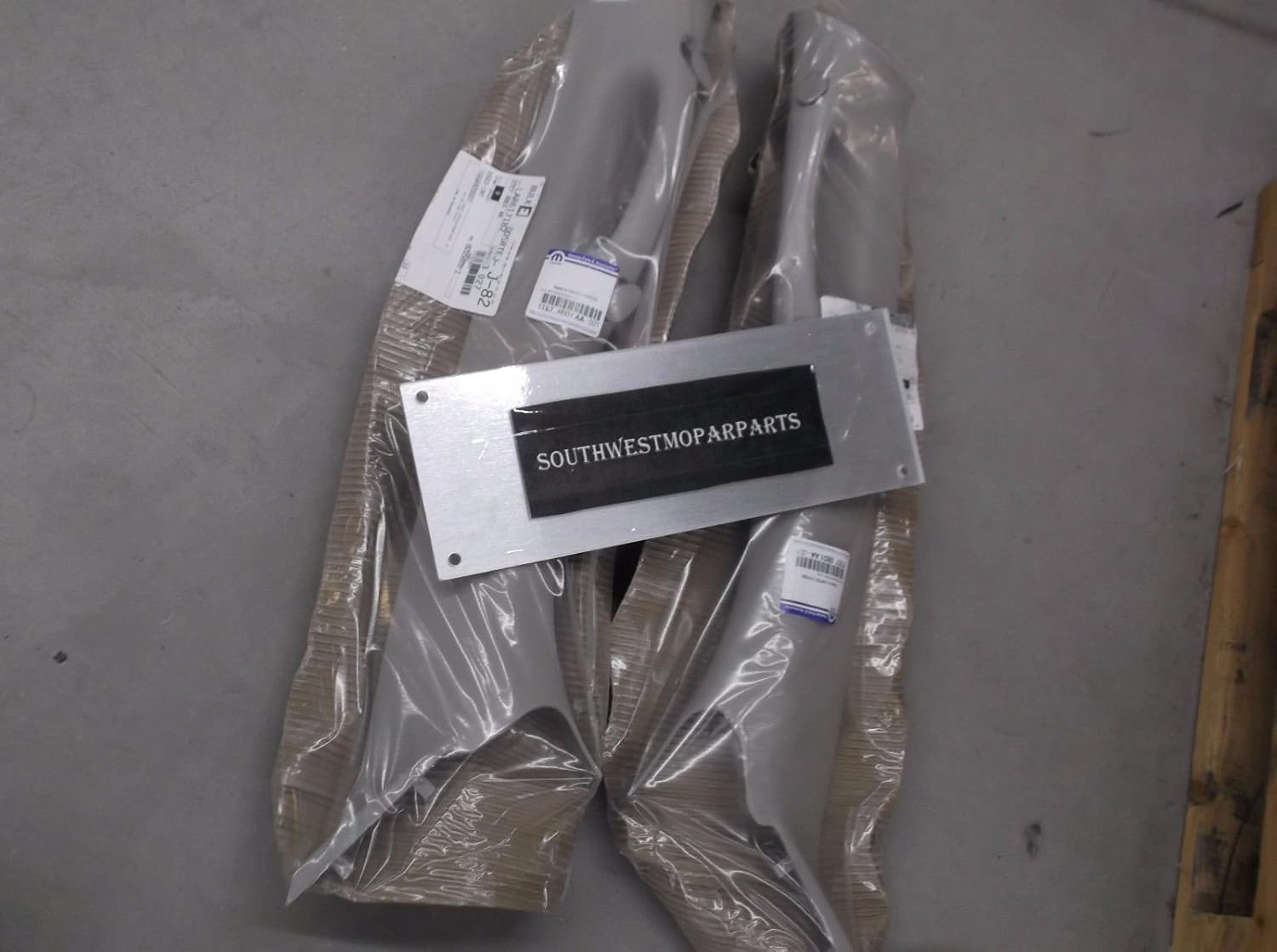 Mopar 1TE74BD1AA PANEL A PILLAR