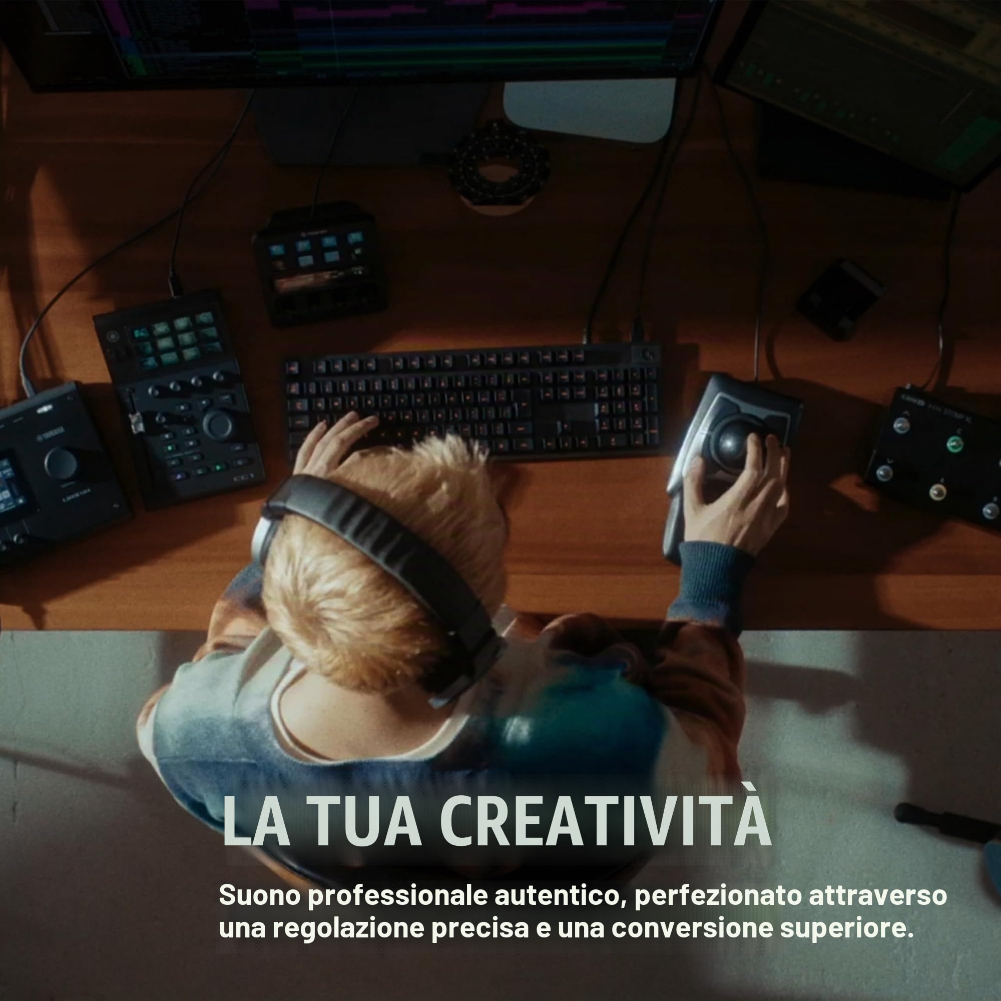 YAMAHA URX44 Interfaccia Audio USB-C – Compatta 6 ingressi/4 uscite, audio 32 bit/192 kHz, display LCD touch, DSP integrato, Auto Gain e registrazioni multitraccia – Nero