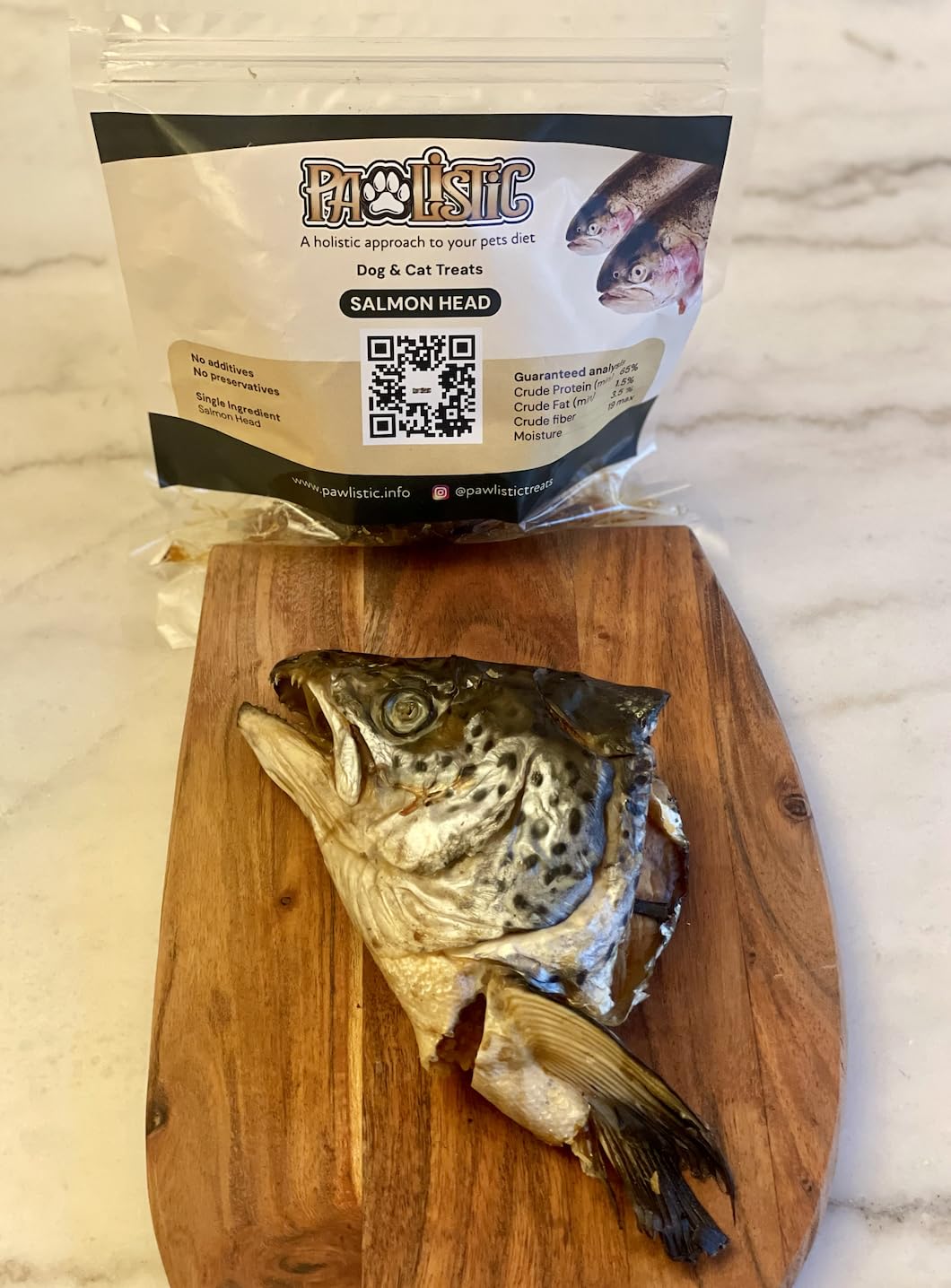 Pawlistic Dehydrated Salmon Head for Cats and Dogs
