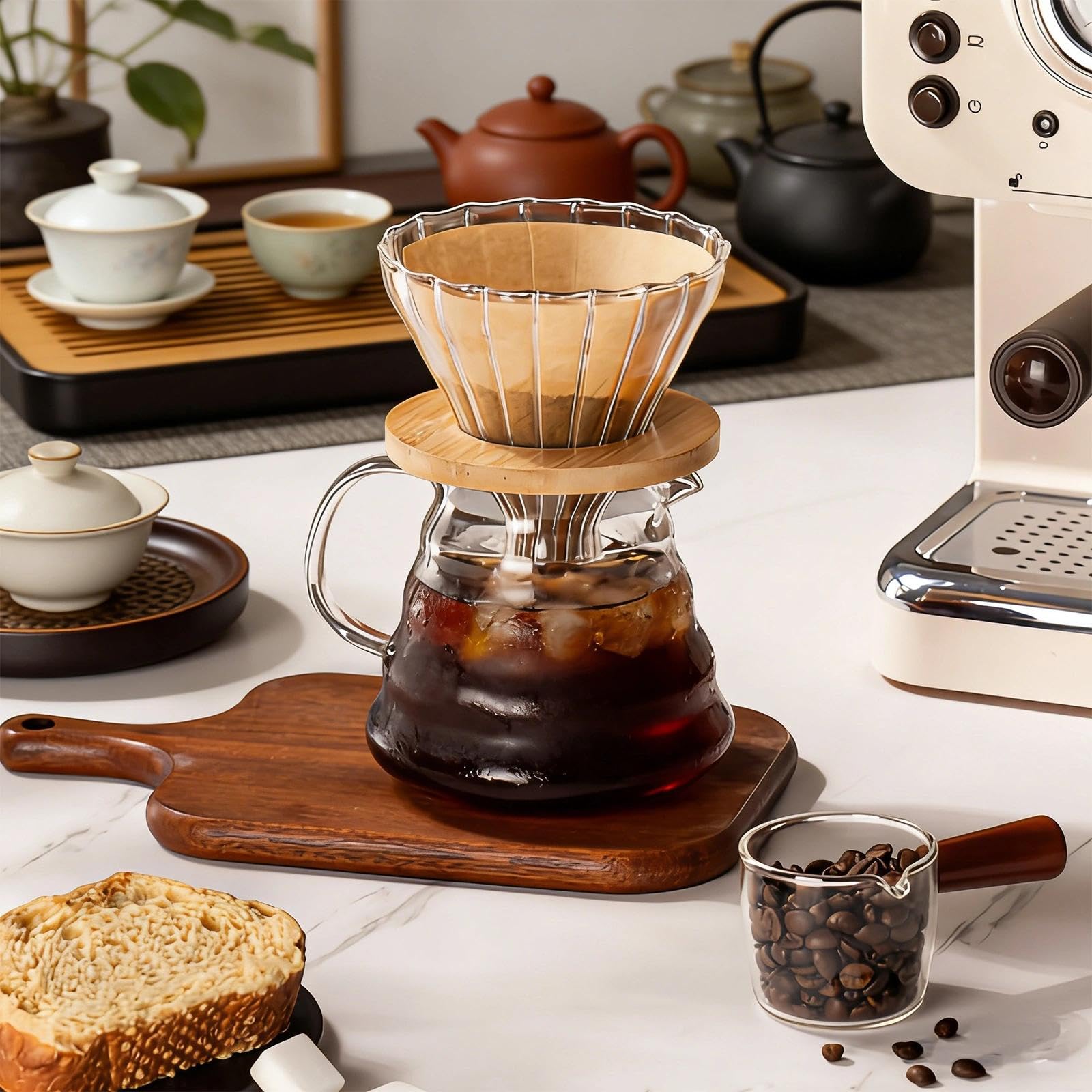 HASLED 600ml Glas-Kaffeekanne mit Deckel, Kleine Teekanne aus hitzebeständigem Borosilikatglas, Tropffreier Ausguss für Kaffee und Tee – Transparent