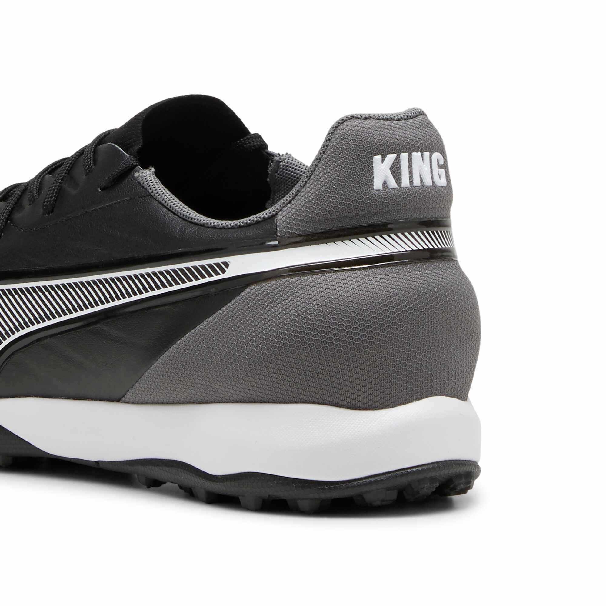 Puma Unisex King Match TtSoccer Shoe