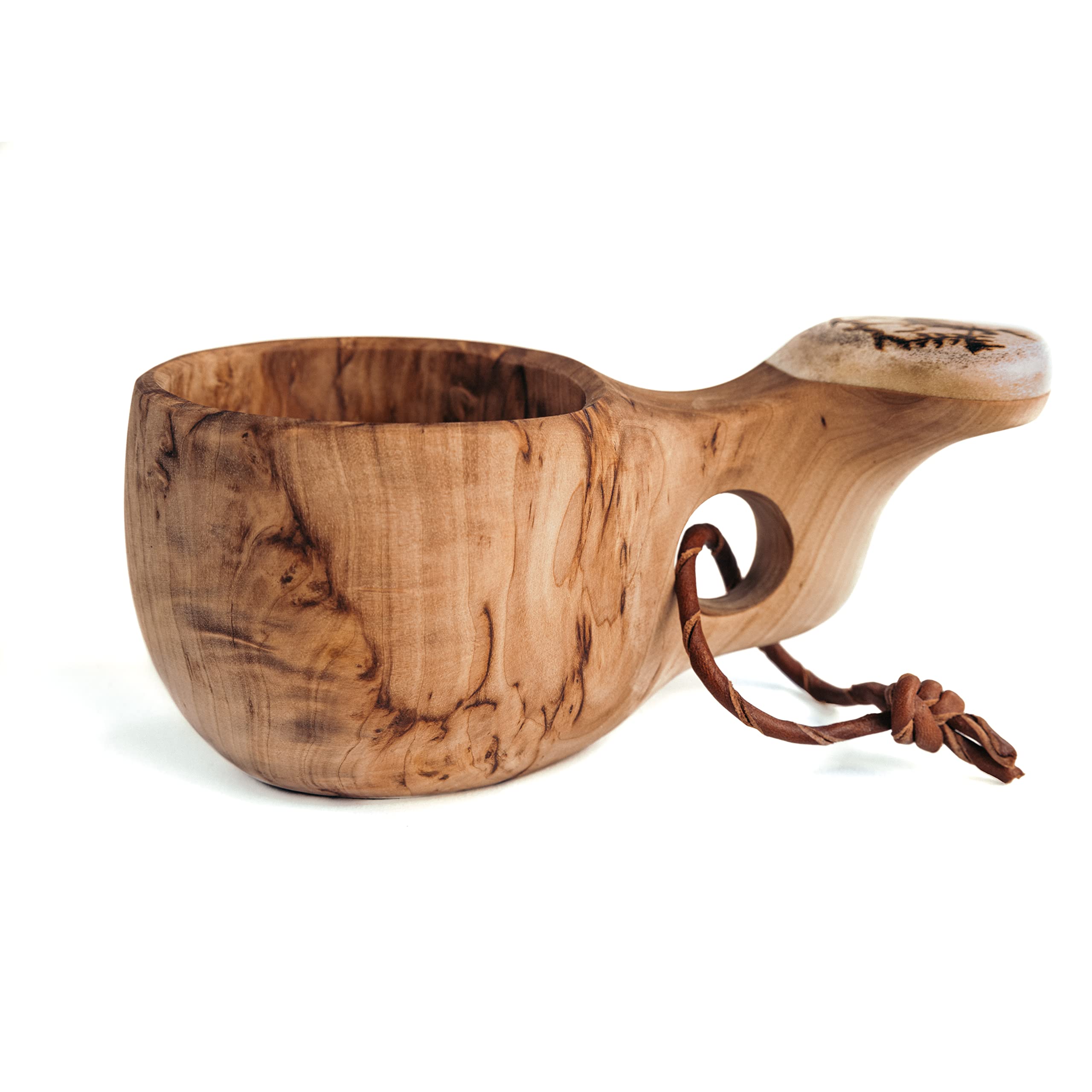 Finnische Kuksa Holztasse aus Maserbirke mit Ren-Horn Applikationen (Wolf-Motiv), Handgefertigte Lappland-Tasse, der nordische Wander & Outdoor-Becher aus Skandinavien mit Wolf-Verzierung