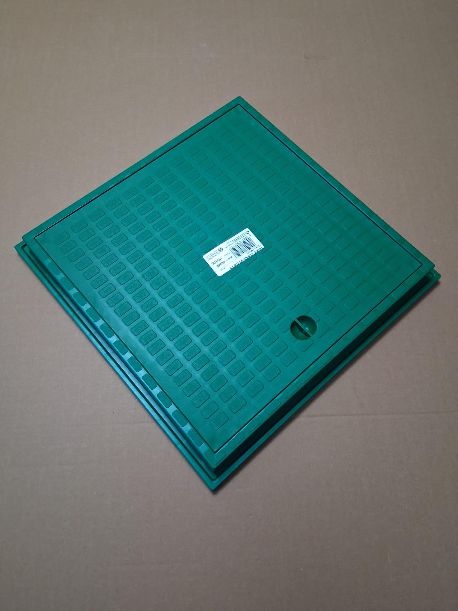 Chiusino Completo Serie Top 40x40 cm Verde, Telaio e Coperchio PVC Pozzetto, Alta Resistenza, Carico Rottura Elevato, Antiscivolo, Made in Italy