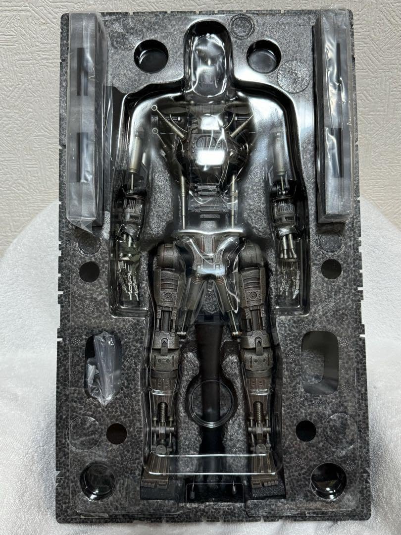 Amazon.co.jp: ☆ ホットトイズ ターミネーター4 T-600エンド  