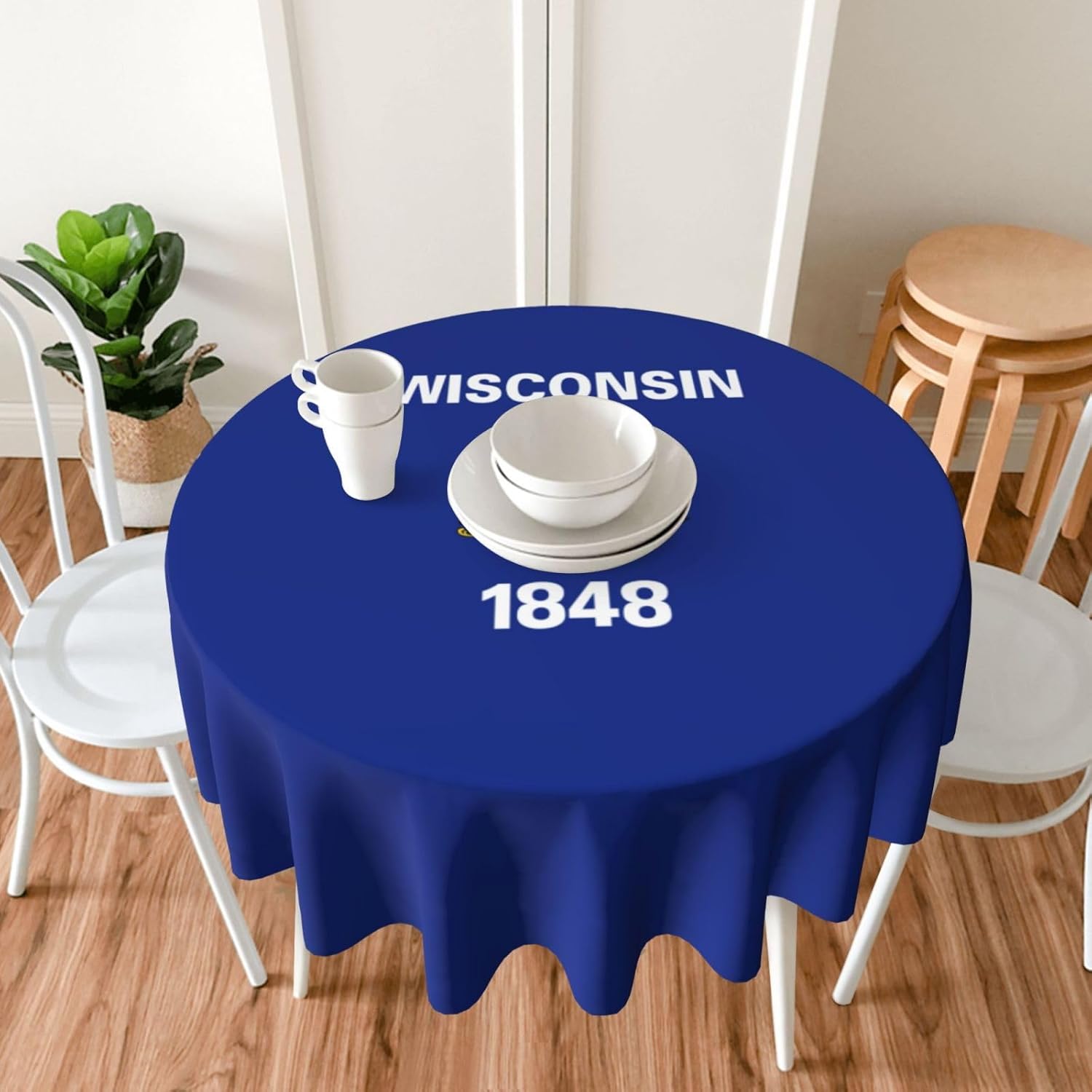 Wisconsin State Flag Print Wrinkle Free Dining Table Cover for Birthday Party Farmhouse Tablecloths Up to 60 x 60 Inches