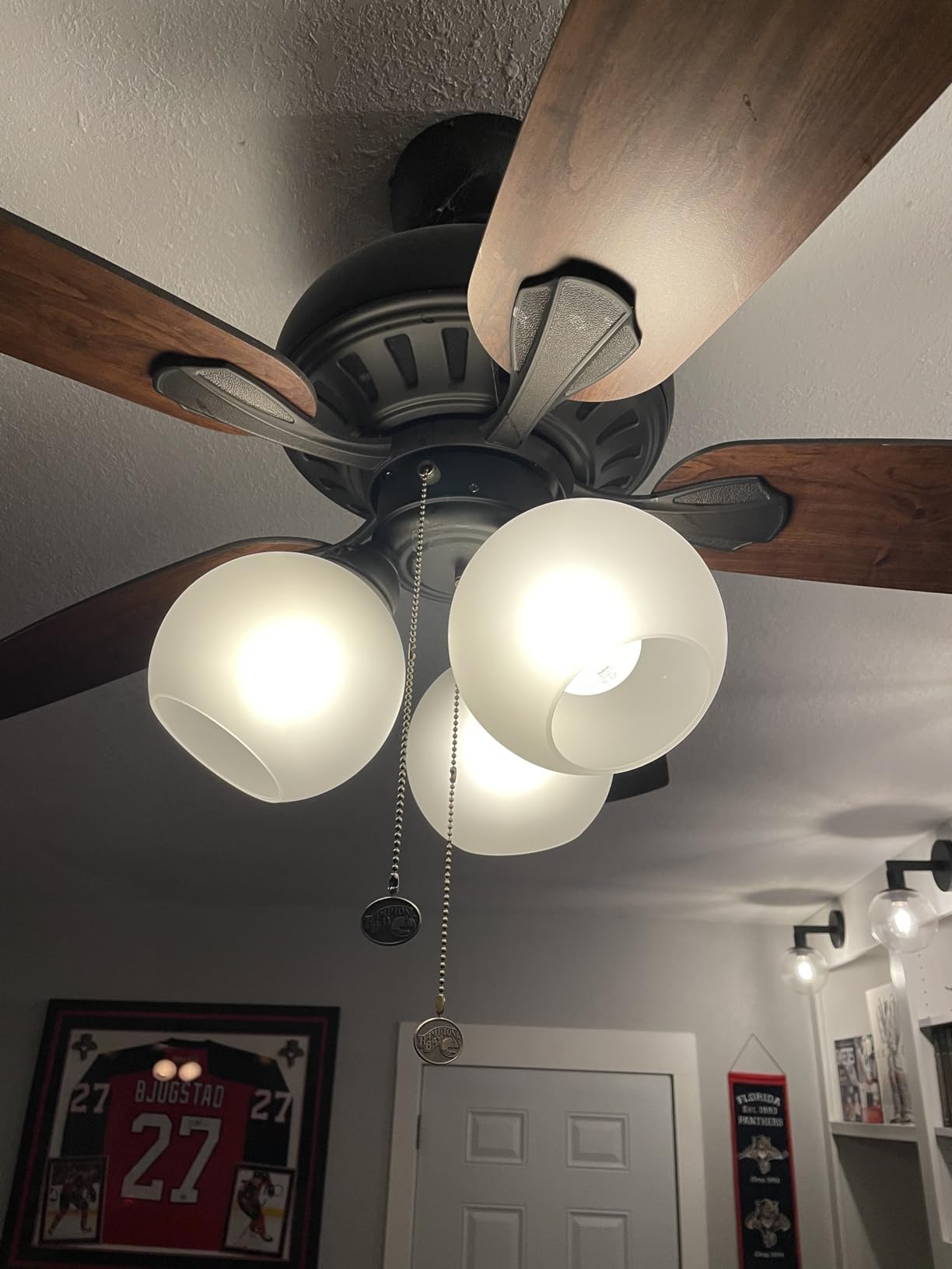 Paquete de 3 globos de vidrio esmerilado transparente para reemplazo de accesorios de luz, 5.9 pulgadas de diámetro, cubierta de pantalla redonda de vidrio suave para lámpara colgante, 8