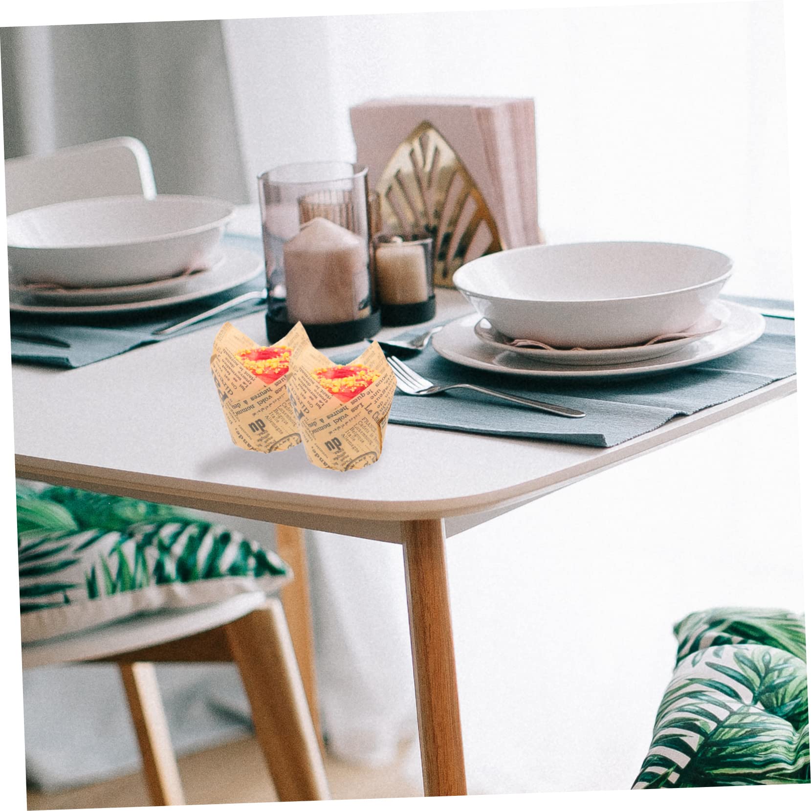 LIFKOME 400pièces Caissettes à Papier Tulipe Moules à Muffins Décoratifs Anti-huile Pour Gâteaux Pour Anniversaires Et Événements Spéciaux