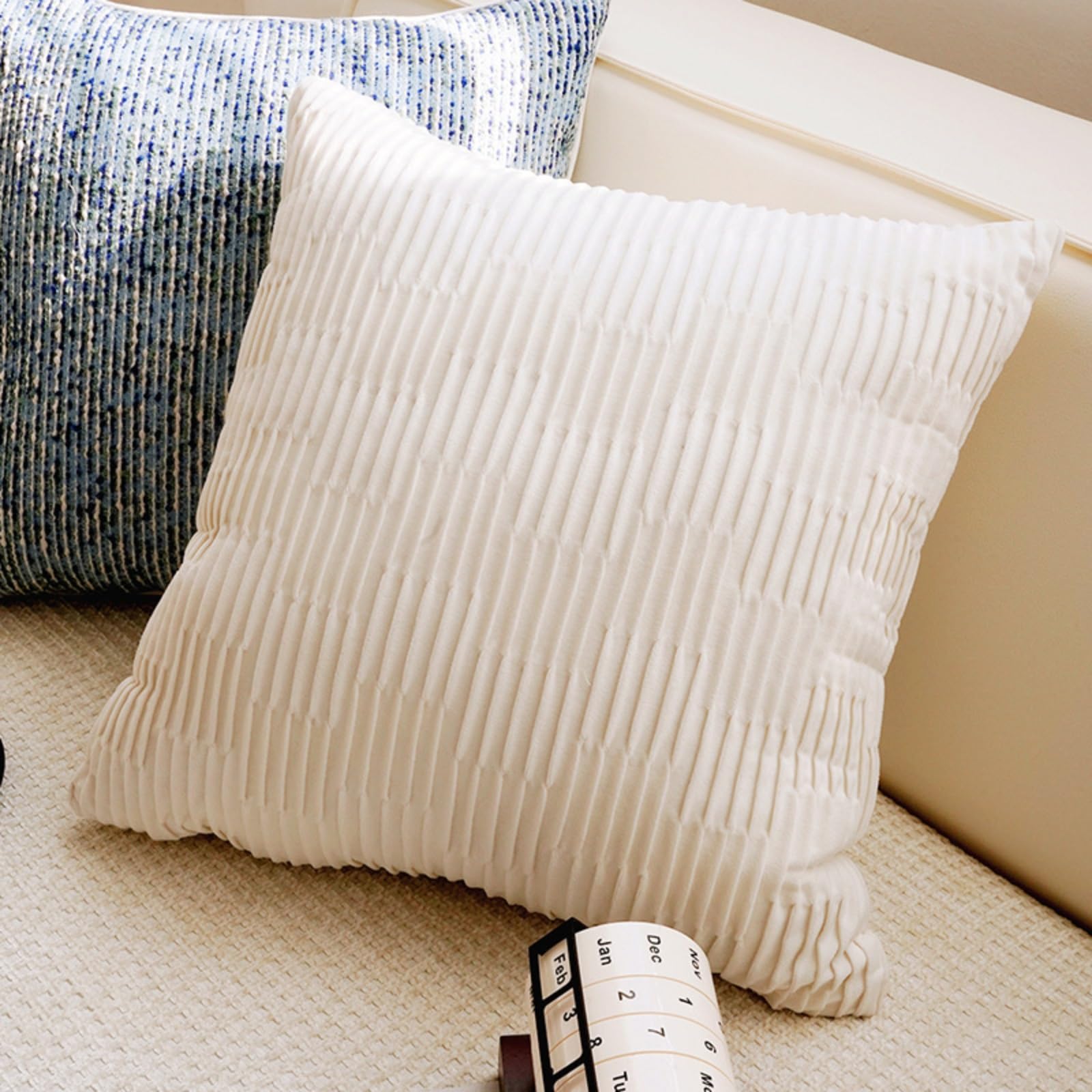 Housse de coussin antique crème pour décoration salon et canapé lit