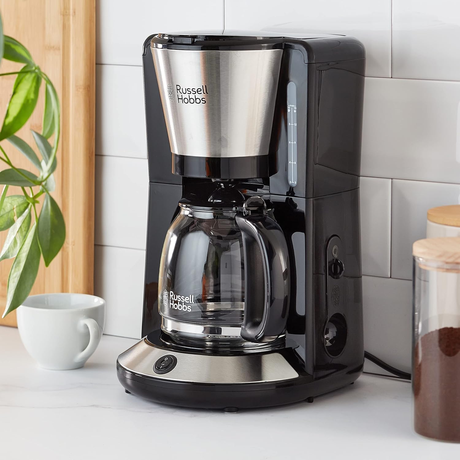 Russell Hobbs Kaffeemaschine [Brausekopf für optimale Extraktion&Aroma] Adventure (1 bis 10 Tassen, 1,25l Glaskanne,Warmhalteplatte, Abschaltautomatik,Tropf-Stopp, 1100W) Filterkaffeemaschine 24010-56