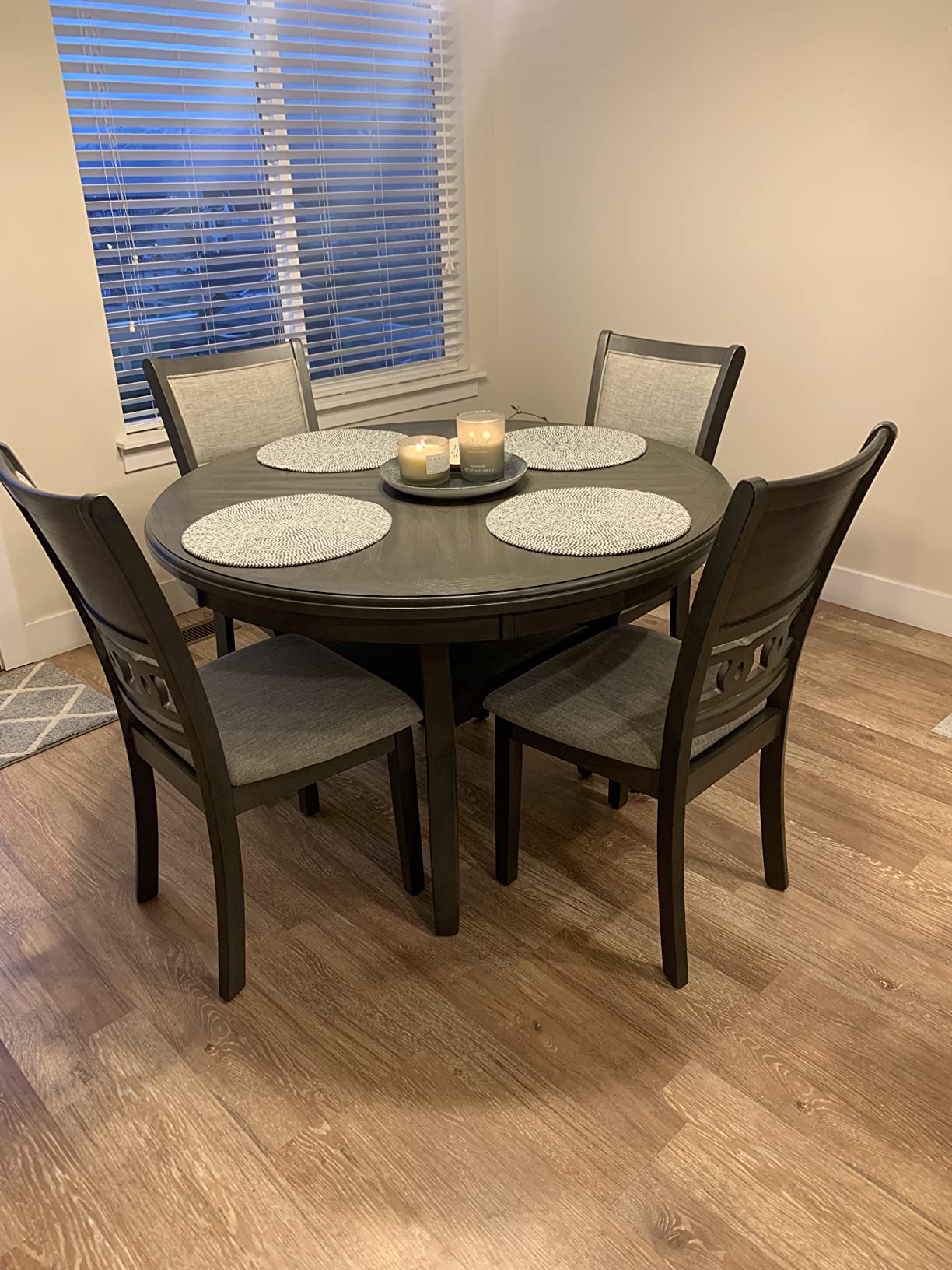 82/mo Finance New Classic Furniture Gia 5Piece Round Set with 1