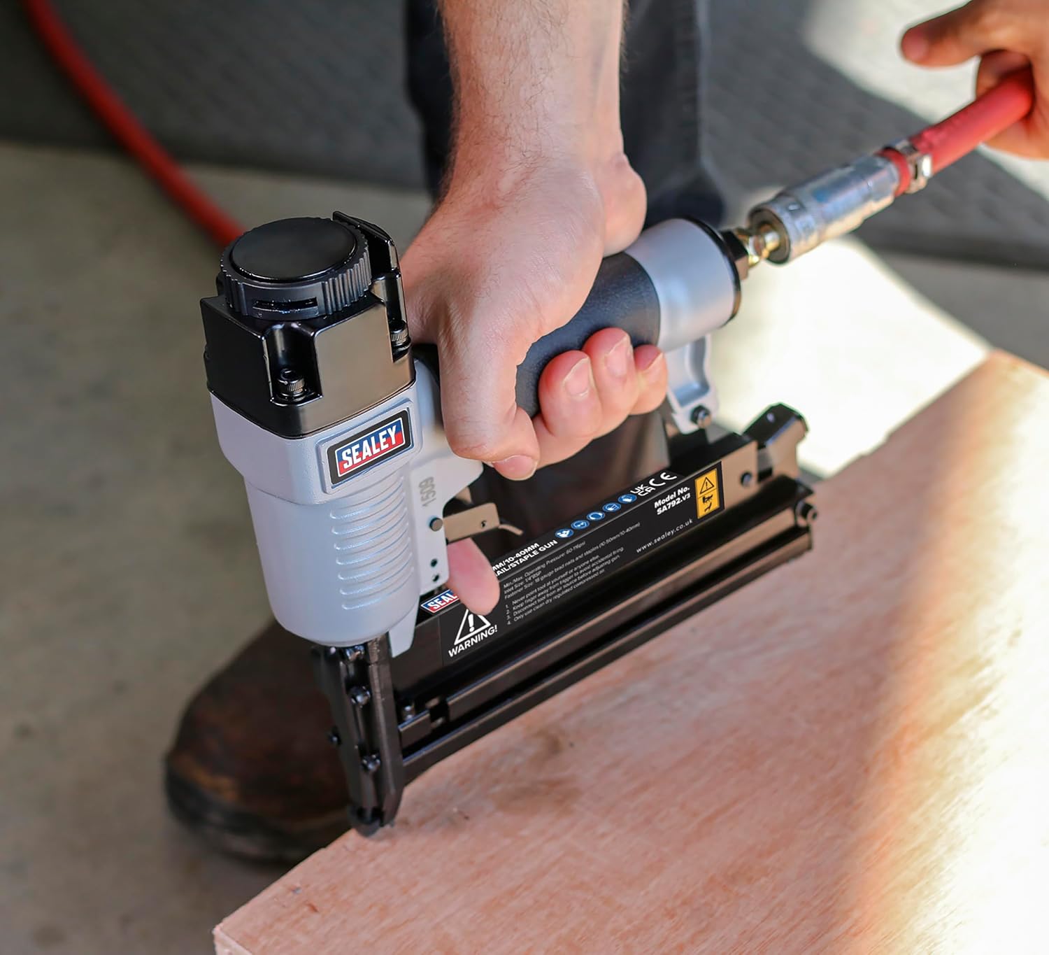 Sealey Sa792 Air Nail/Staple Gun 50Mm/40Mm Capacity