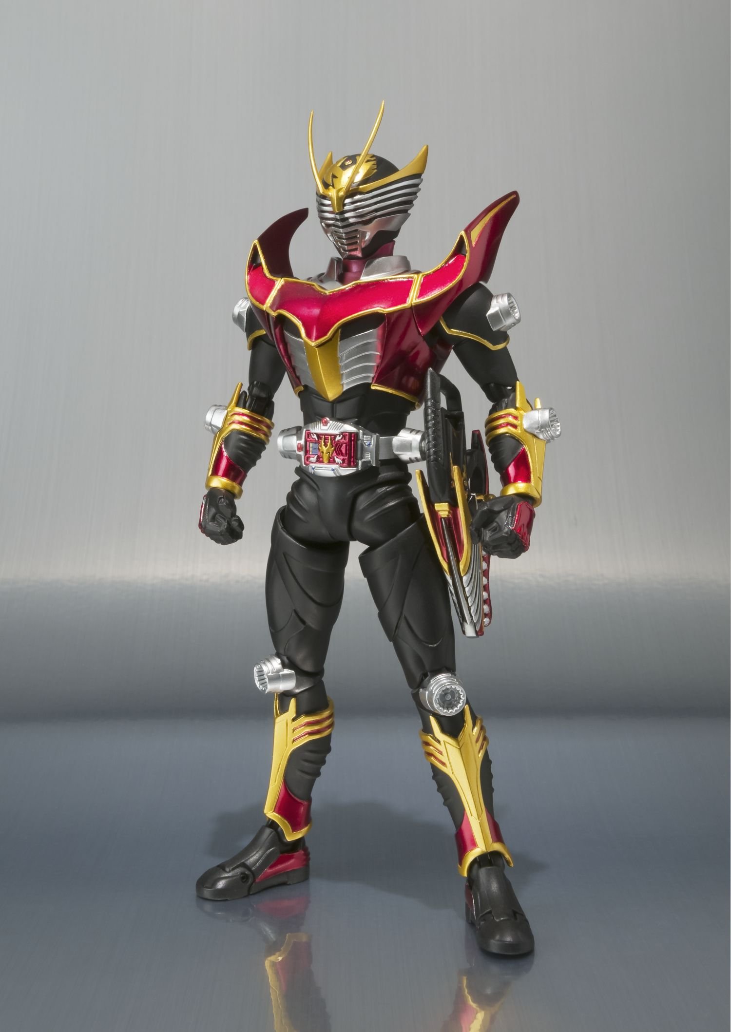 Amazon.co.jp: TAMASHII NATIONS S.H.フィギュアーツ 仮面ライダー龍騎 